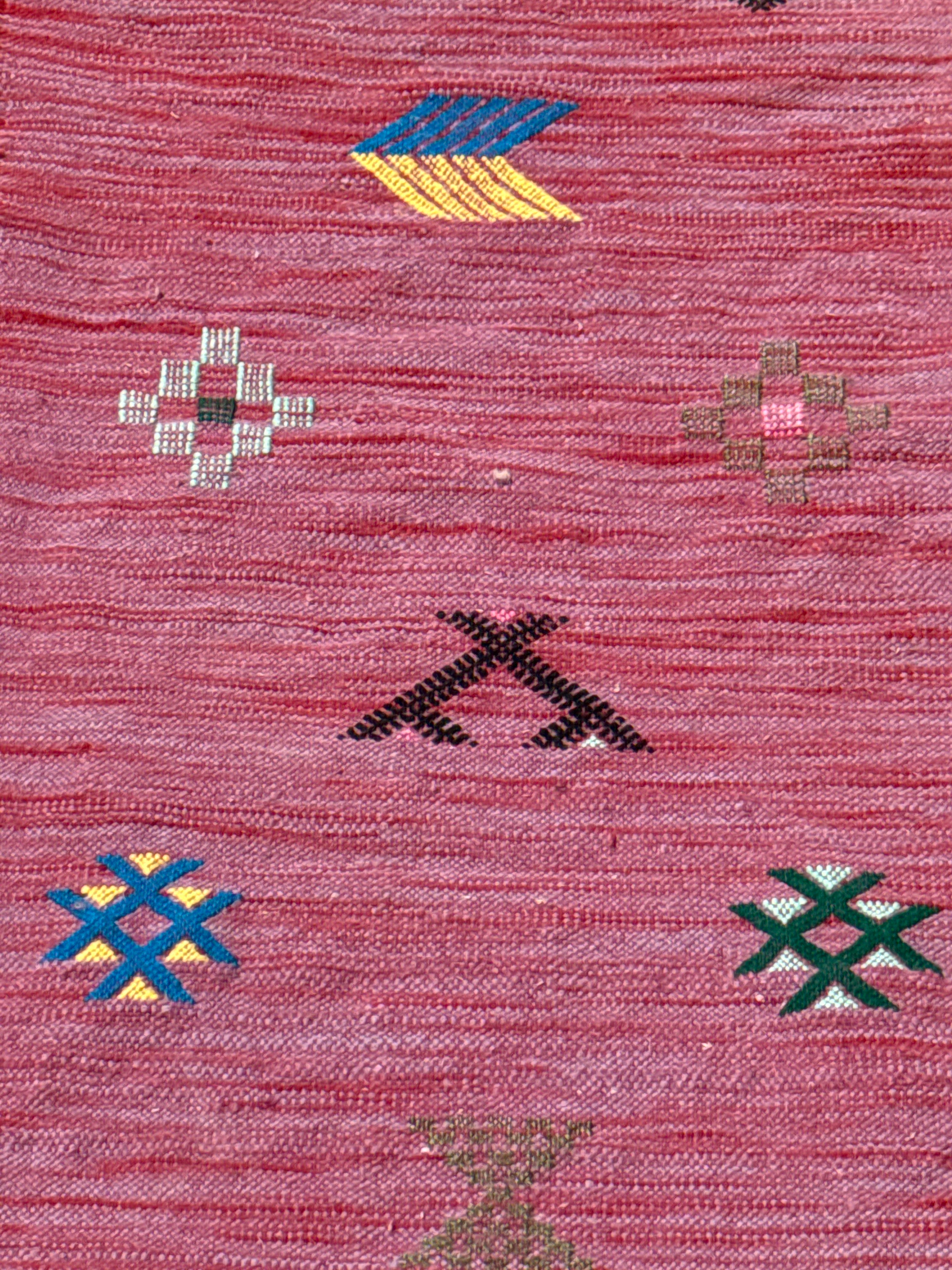 Taznakht Ranch Rug – Pomegranate Red – Small