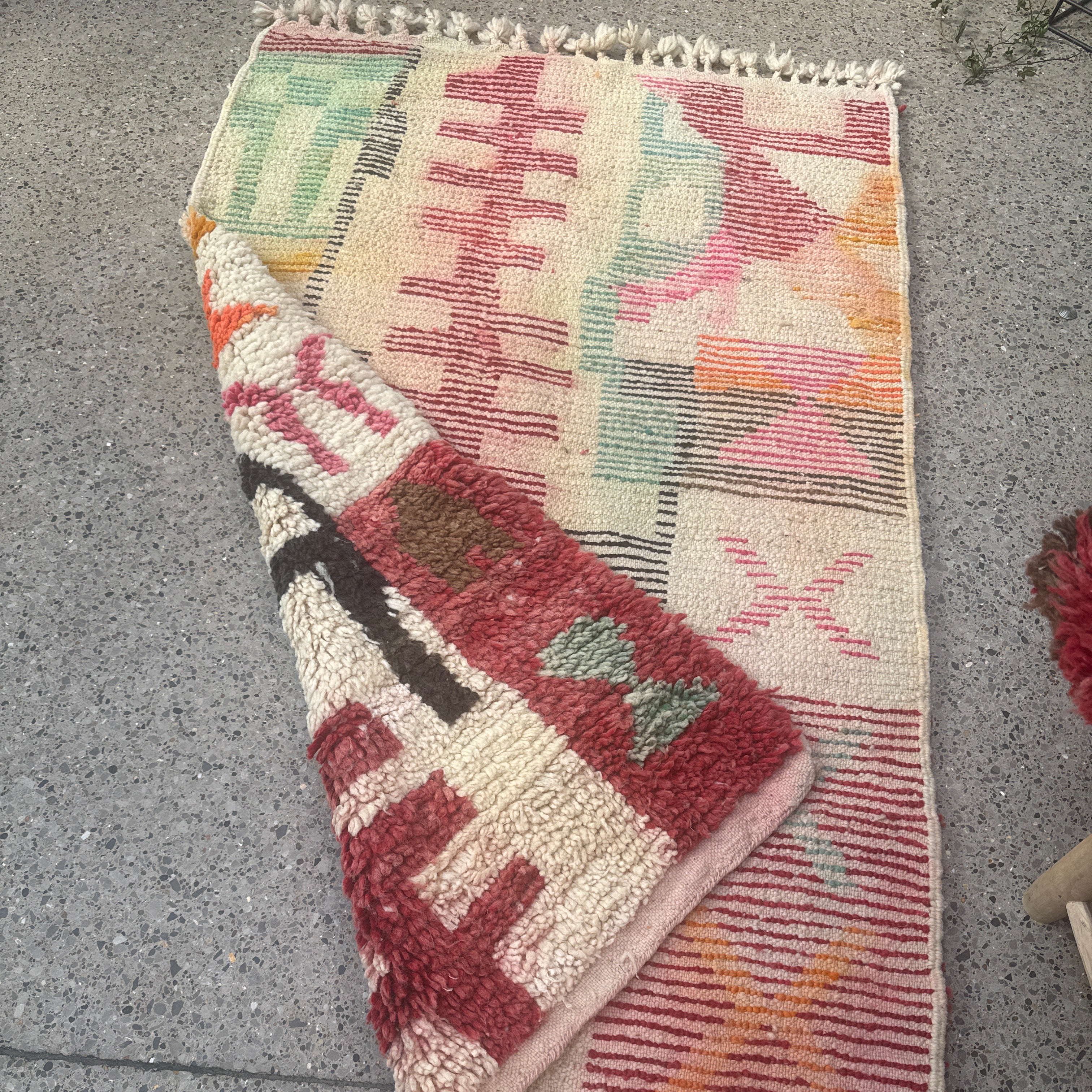Boujaad Rug – Handmade Moroccan Berber Wool Rug 170 x 99 cm – Vintage Abstract Tribal Pattern