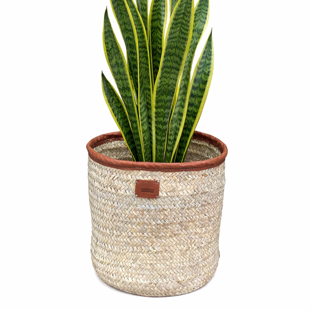 Handwoven Palm Leaf Storage Basket with Leather Trim – 30 cm