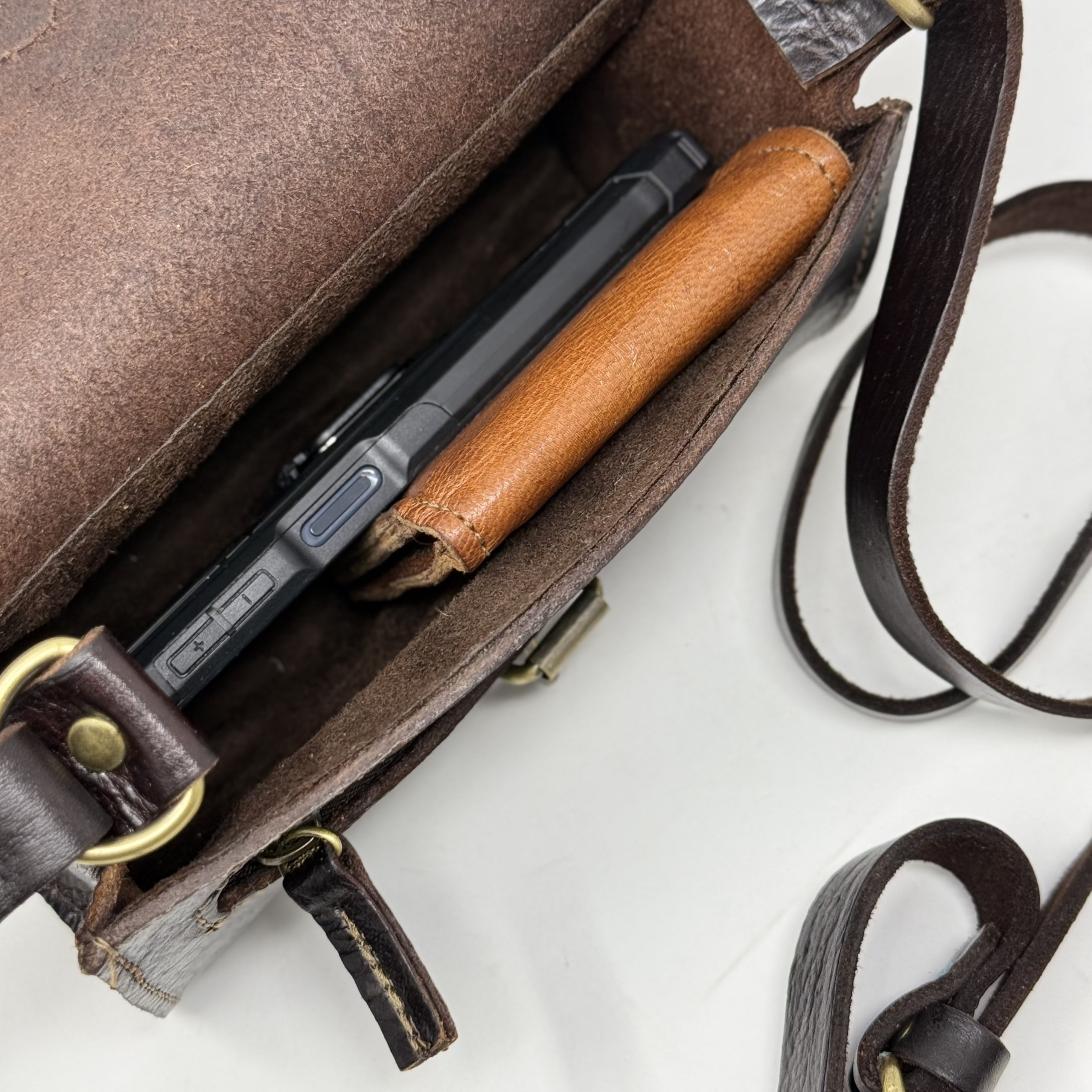 Pixie Barrel Leather Crossbody Bag – Chocolate Brown