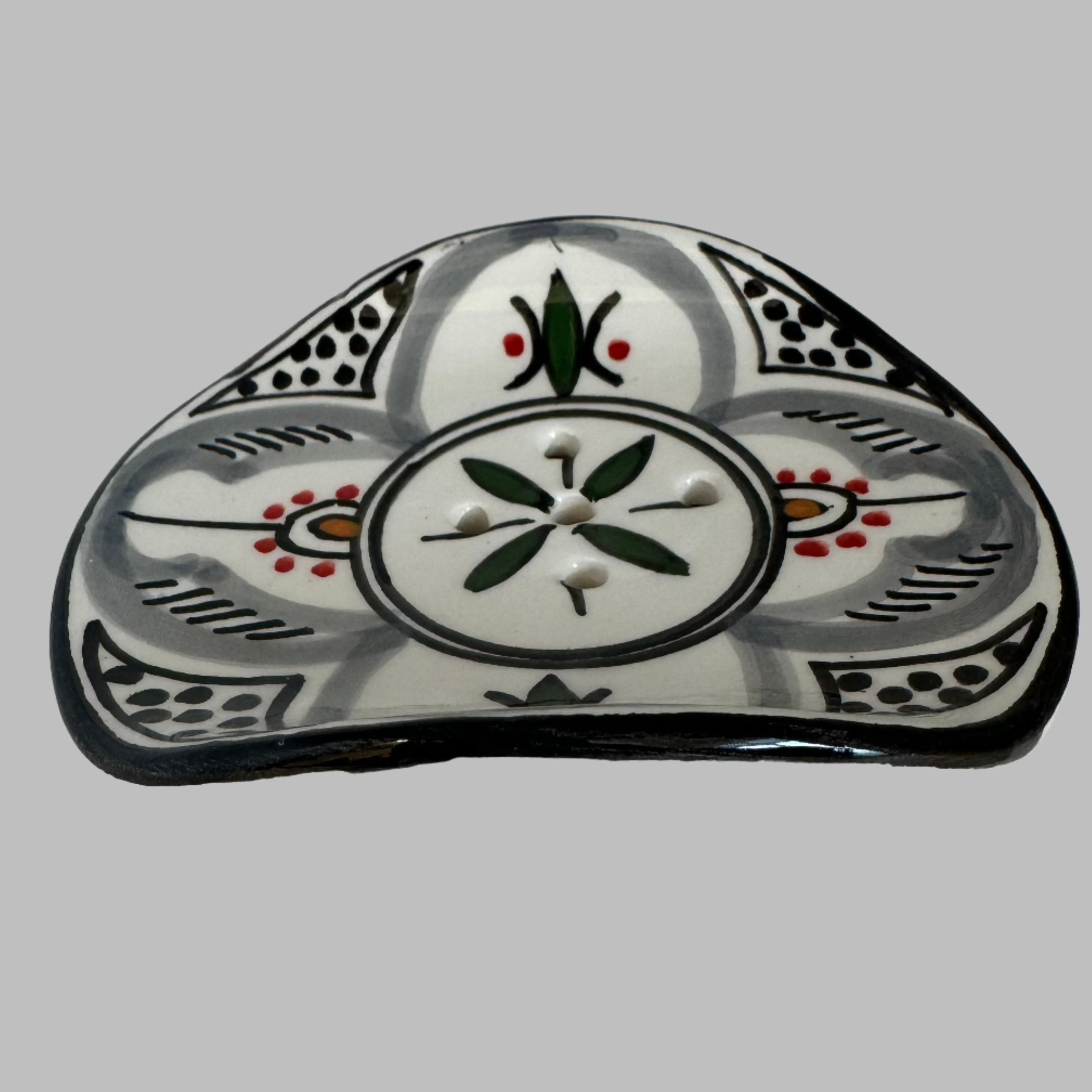 Curved Ceramic Soap Dish