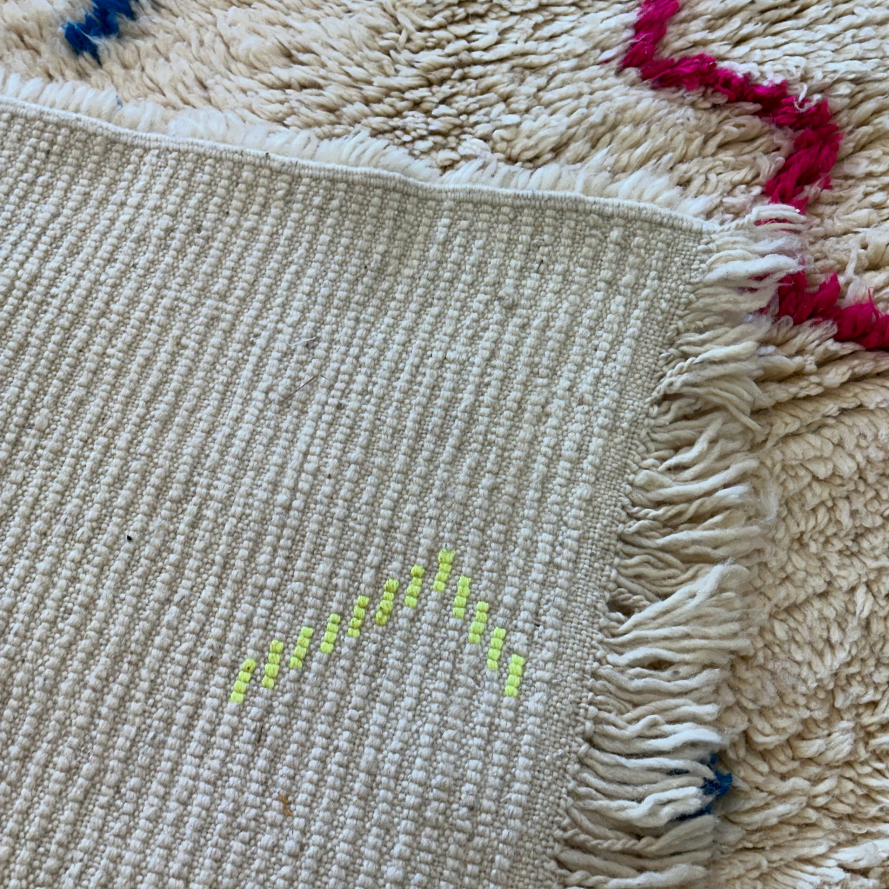 BENI OURAIN RUG 255 X 155 CM - Artisan Stories