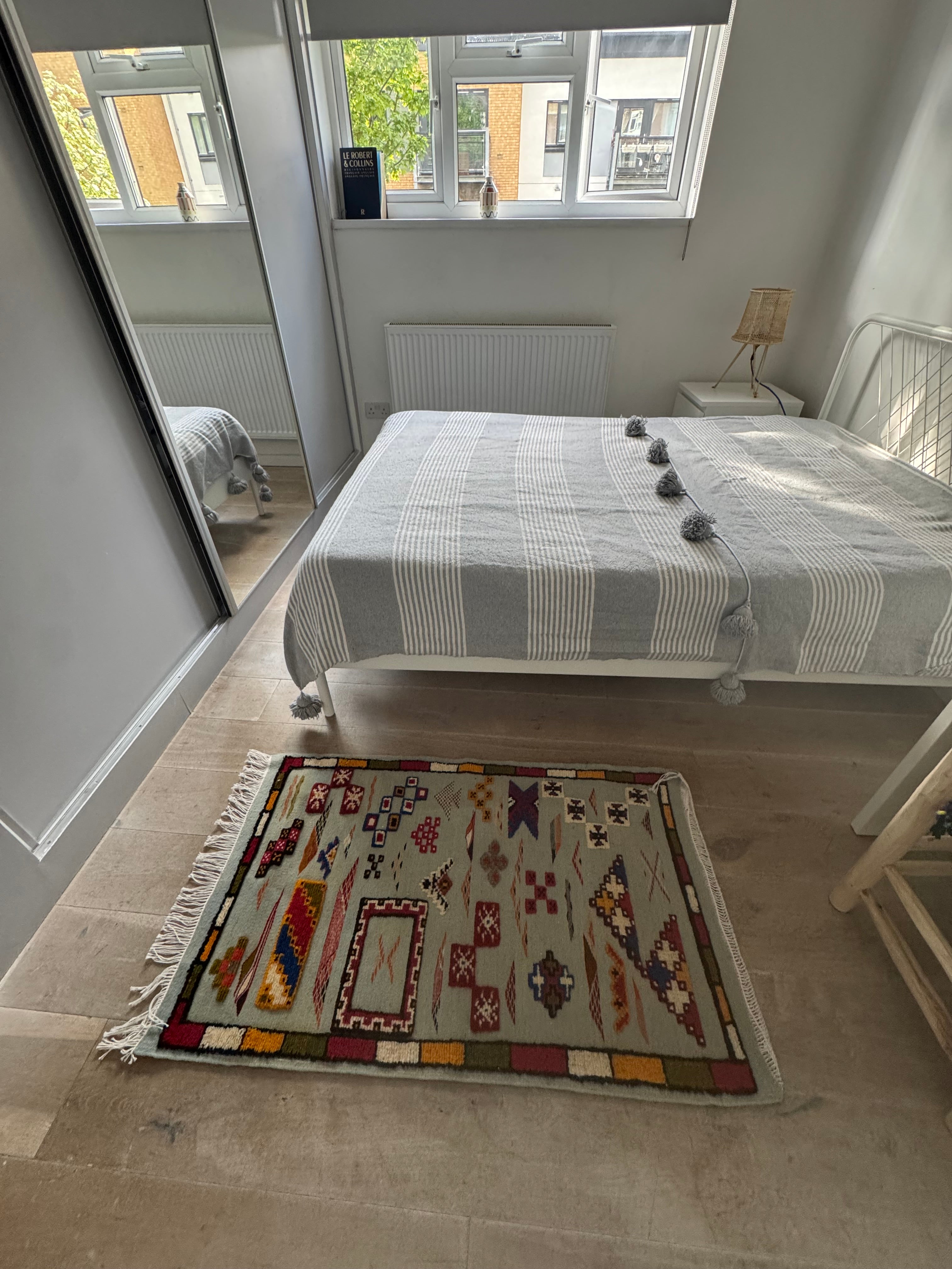 Authentic Handwoven Taznakht Rug – 116 x 70 cm
