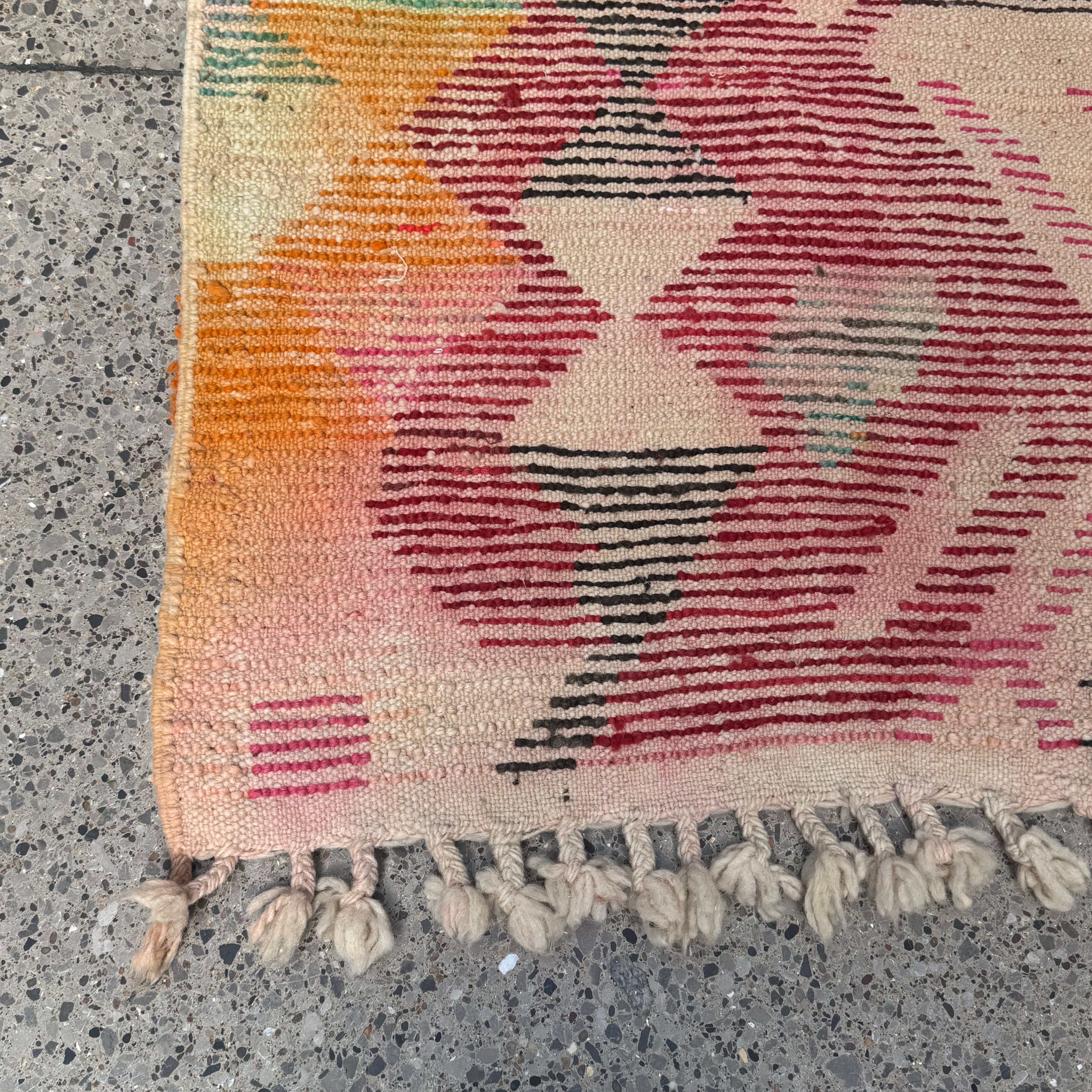 Boujaad Rug – Handmade Moroccan Boujaad Wool Rug 175 x 92 cm – Vintage Reversible Geometric Pattern