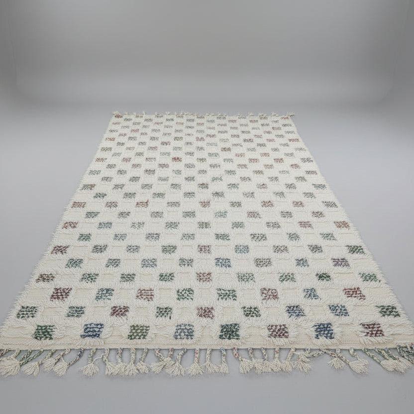 Vintage Moroccan Handira Wedding Blanket – Berber Sequin Throw (245 × 140 cm)