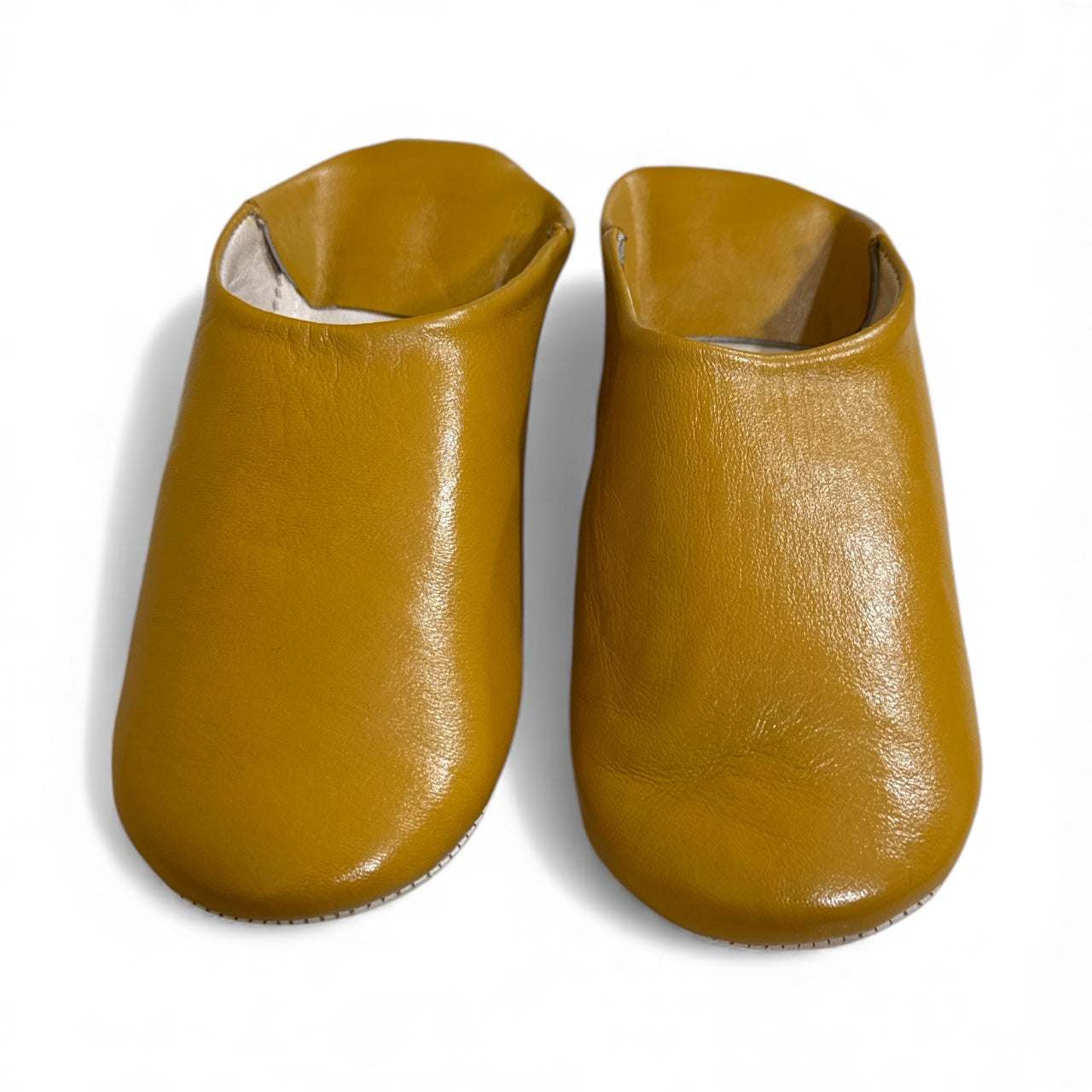 Herren-Slipper aus Leder in Senfgelb