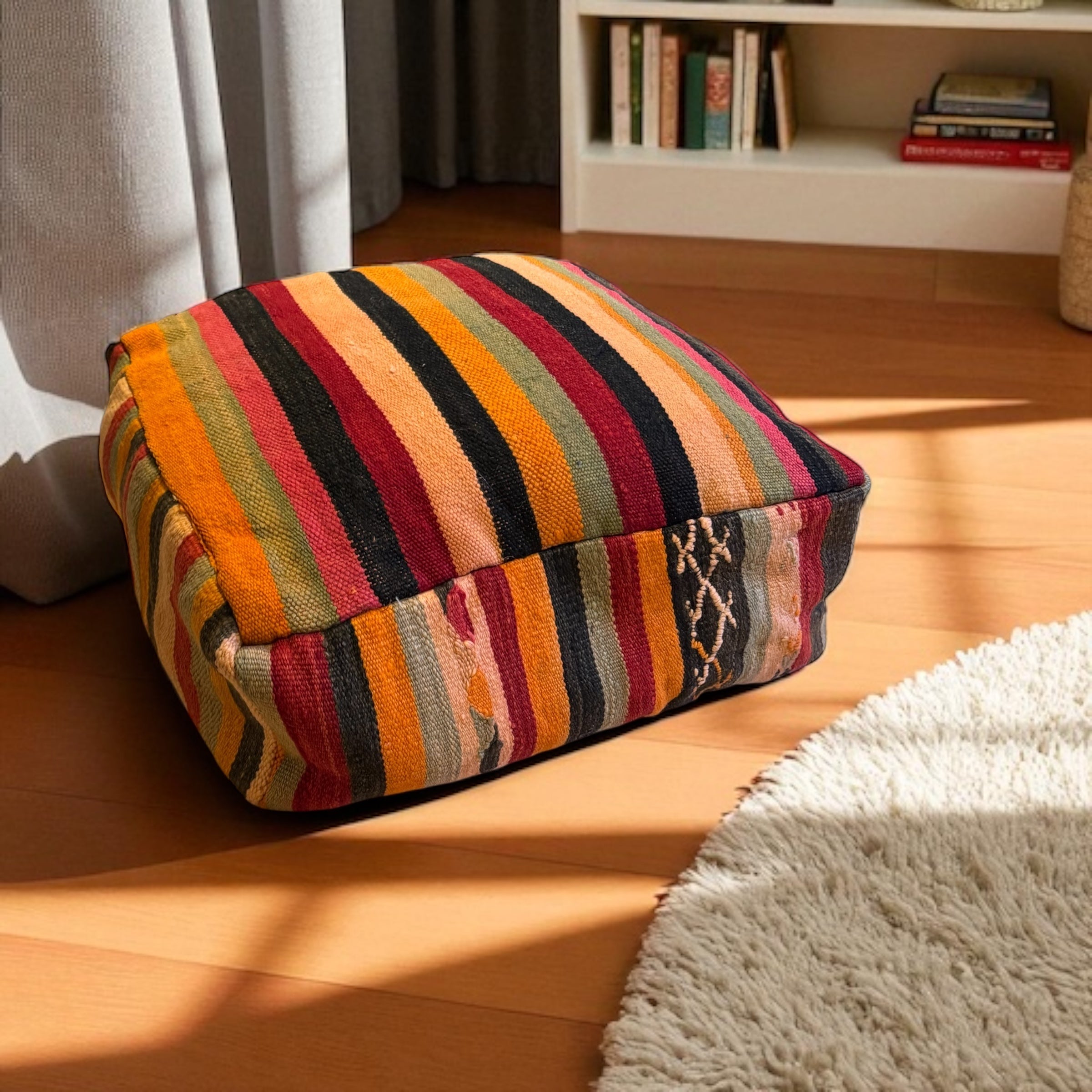 Handwoven Hanbal Pouffe – Warm Striped Moroccan Floor Cushion (50x50x20cm)