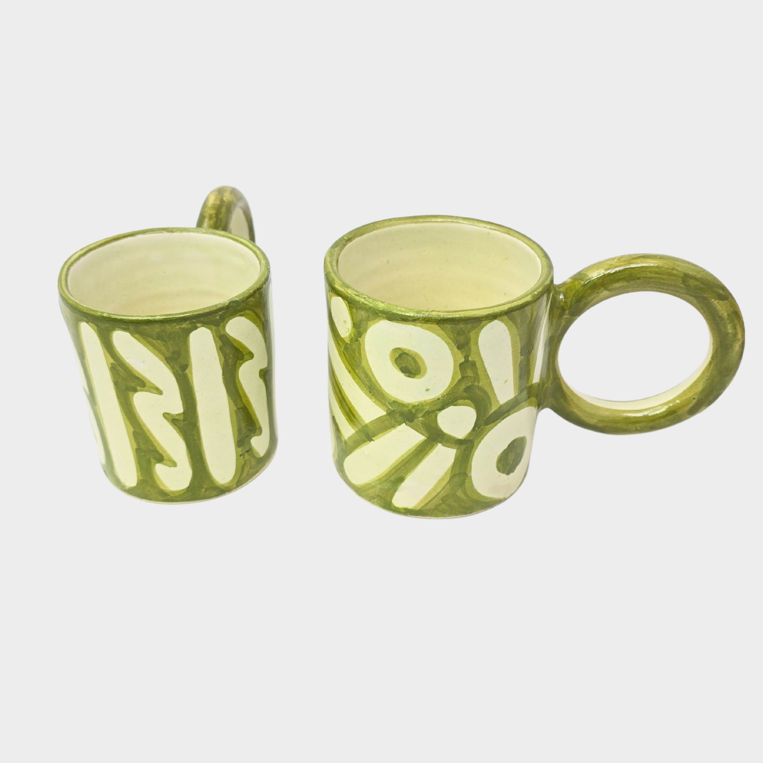 Green Hand-painted Round Handle Terracotta Mug
