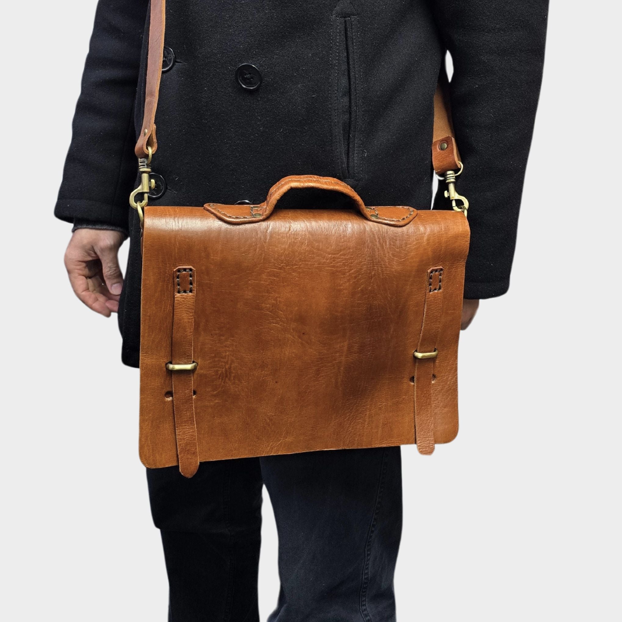 Camden loop Light Brown Briefcase bag - Artisan Stories