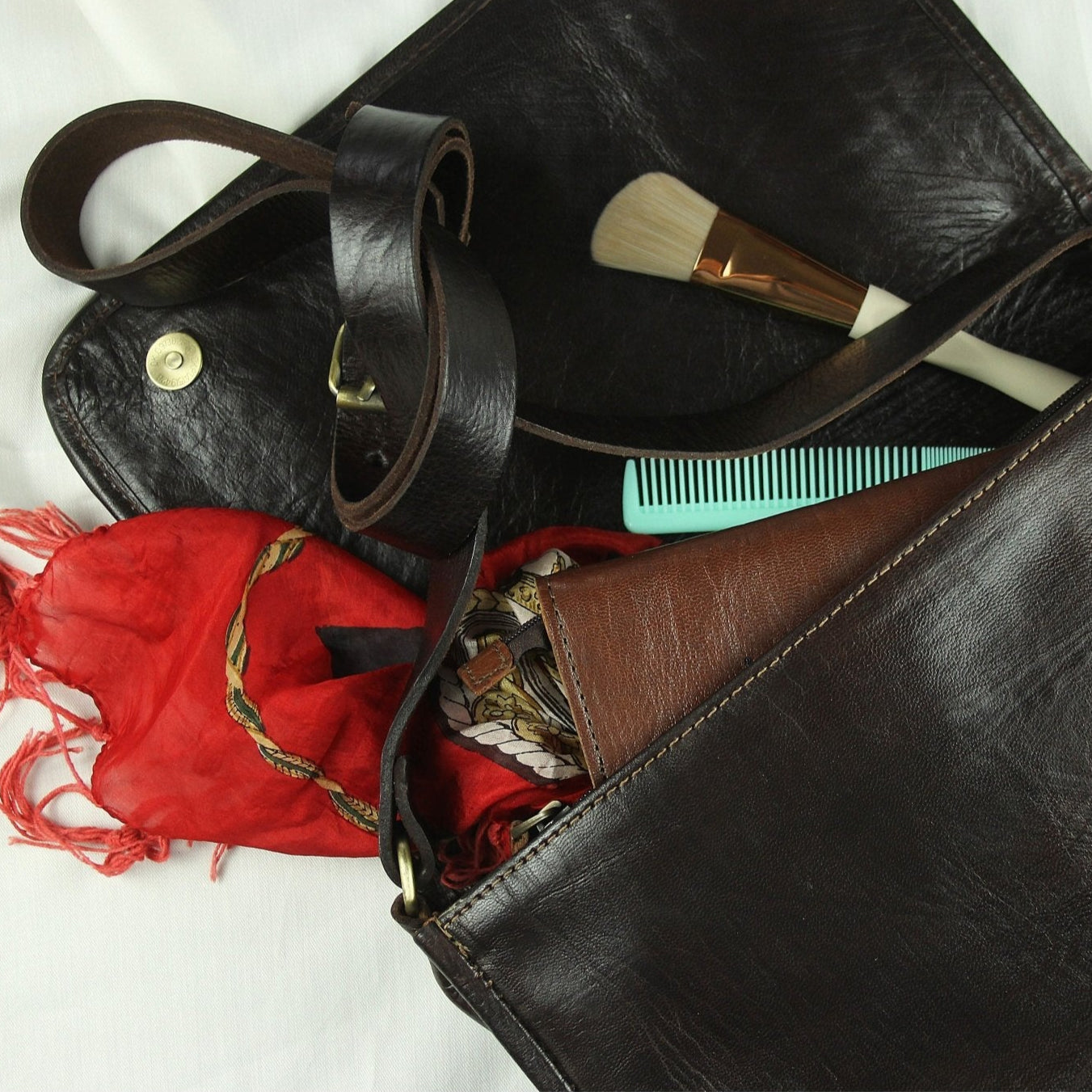 Charlotte Woven Leather Shoulder Bag black - Artisan Stories