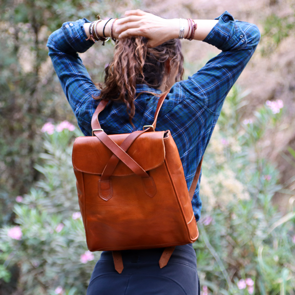 Light Brown Cleo 2-in-1 Leather Backpack/Tote