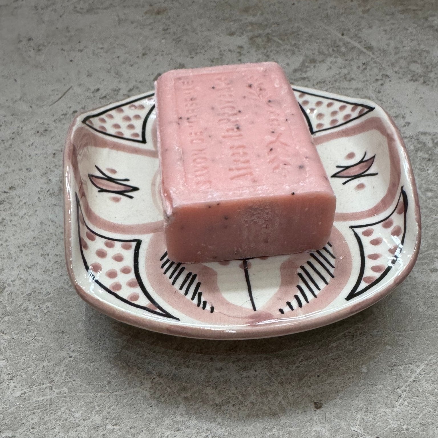 Handpainted Ceramic Soap Dish - Pink & Black - Artisan Stories