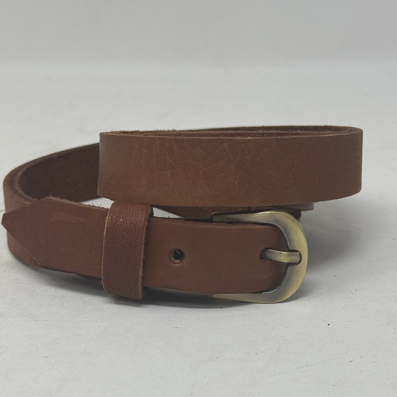 New Skinny leather belt - Artisan Stories
