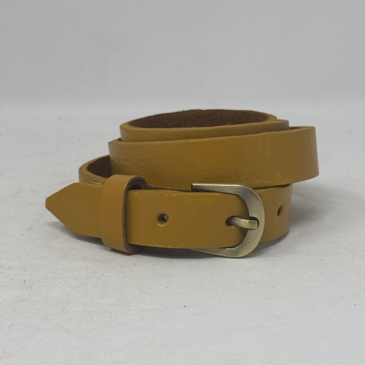 New Skinny leather belt - Artisan Stories