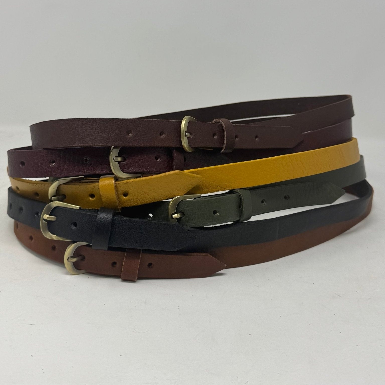 New Skinny leather belt - Artisan Stories