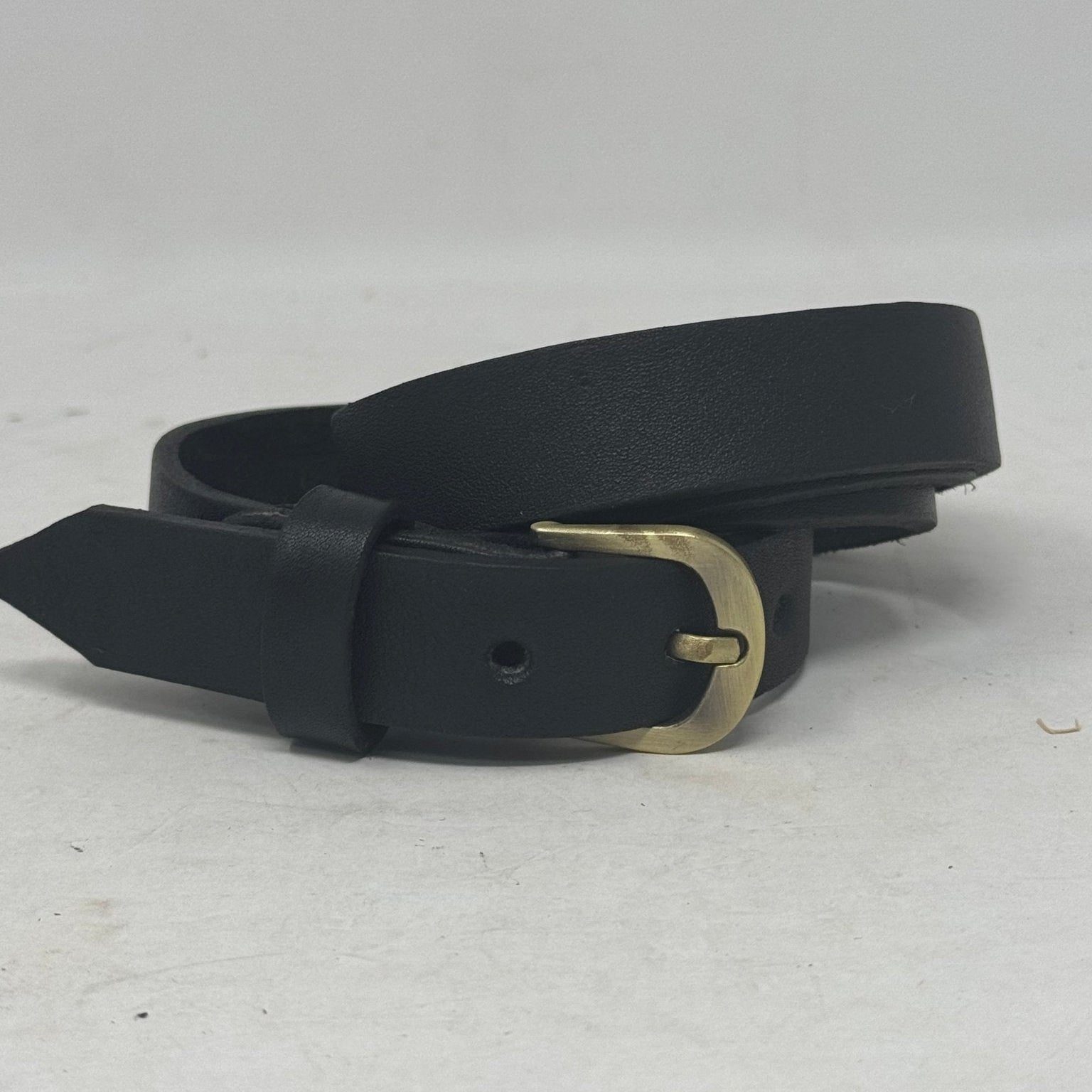 New Skinny leather belt - Artisan Stories