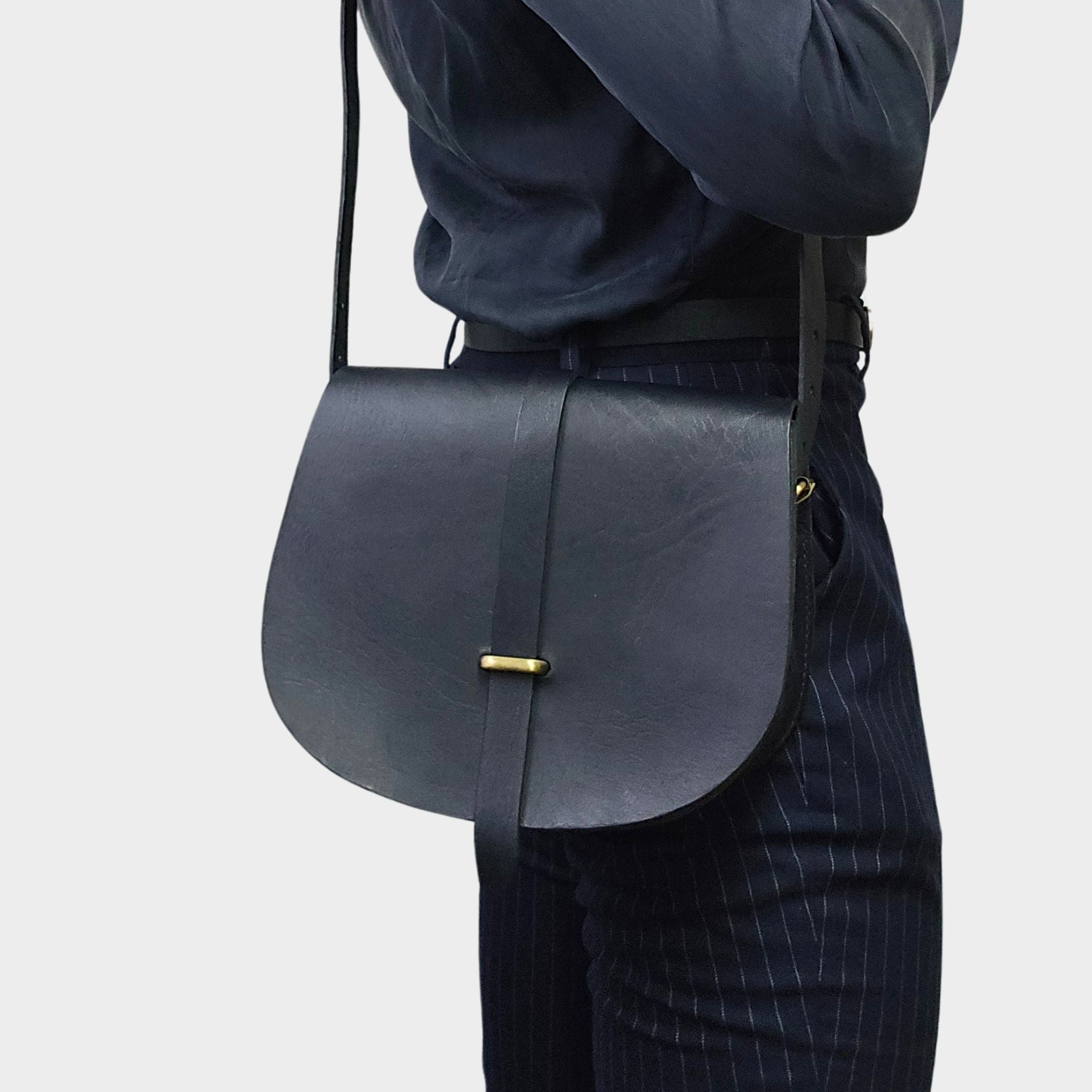 Sam Loop Black Leather Saddle Bag - Artisan Stories