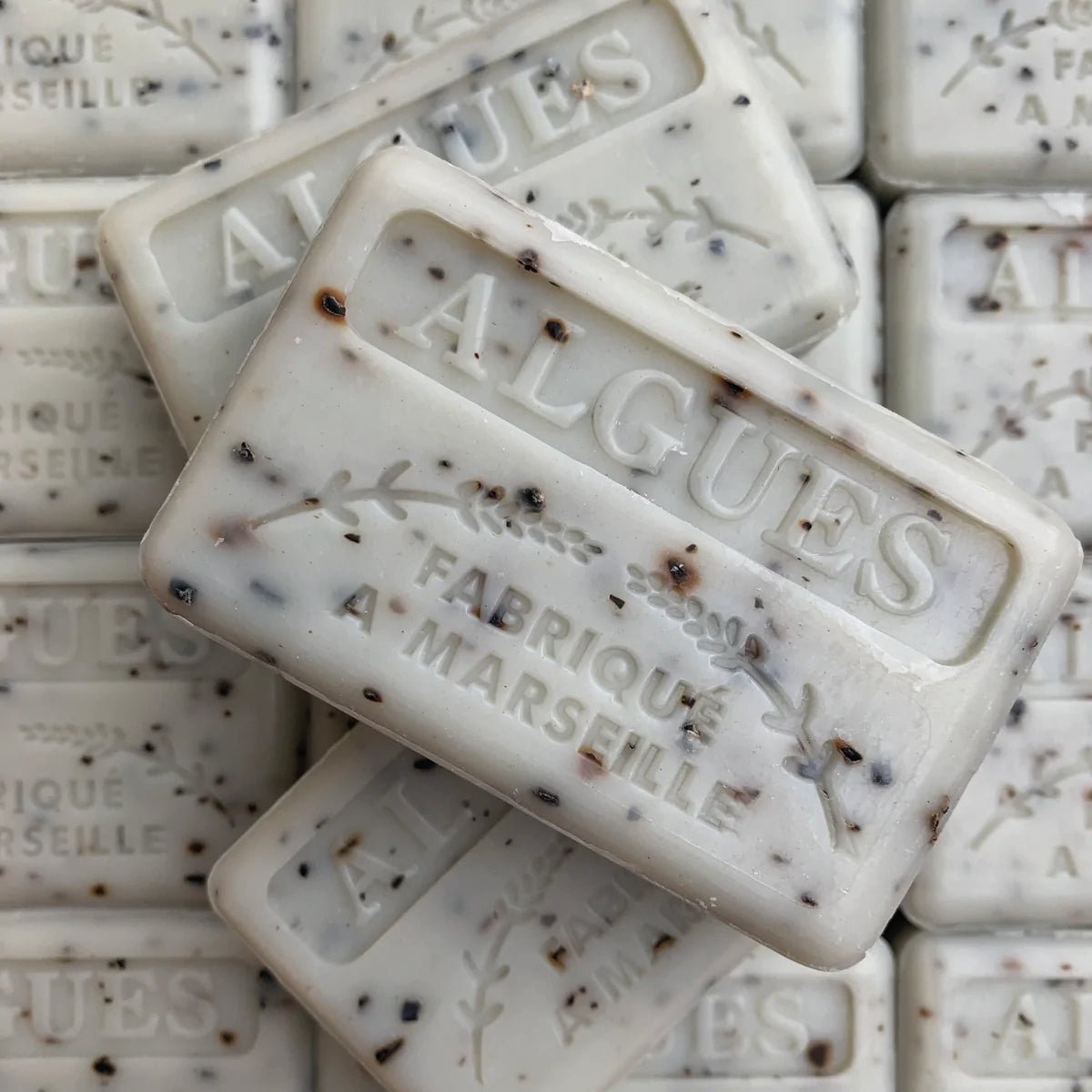 Savon de Marseilles Soap - Seaweed Exfoliator - Artisan Stories