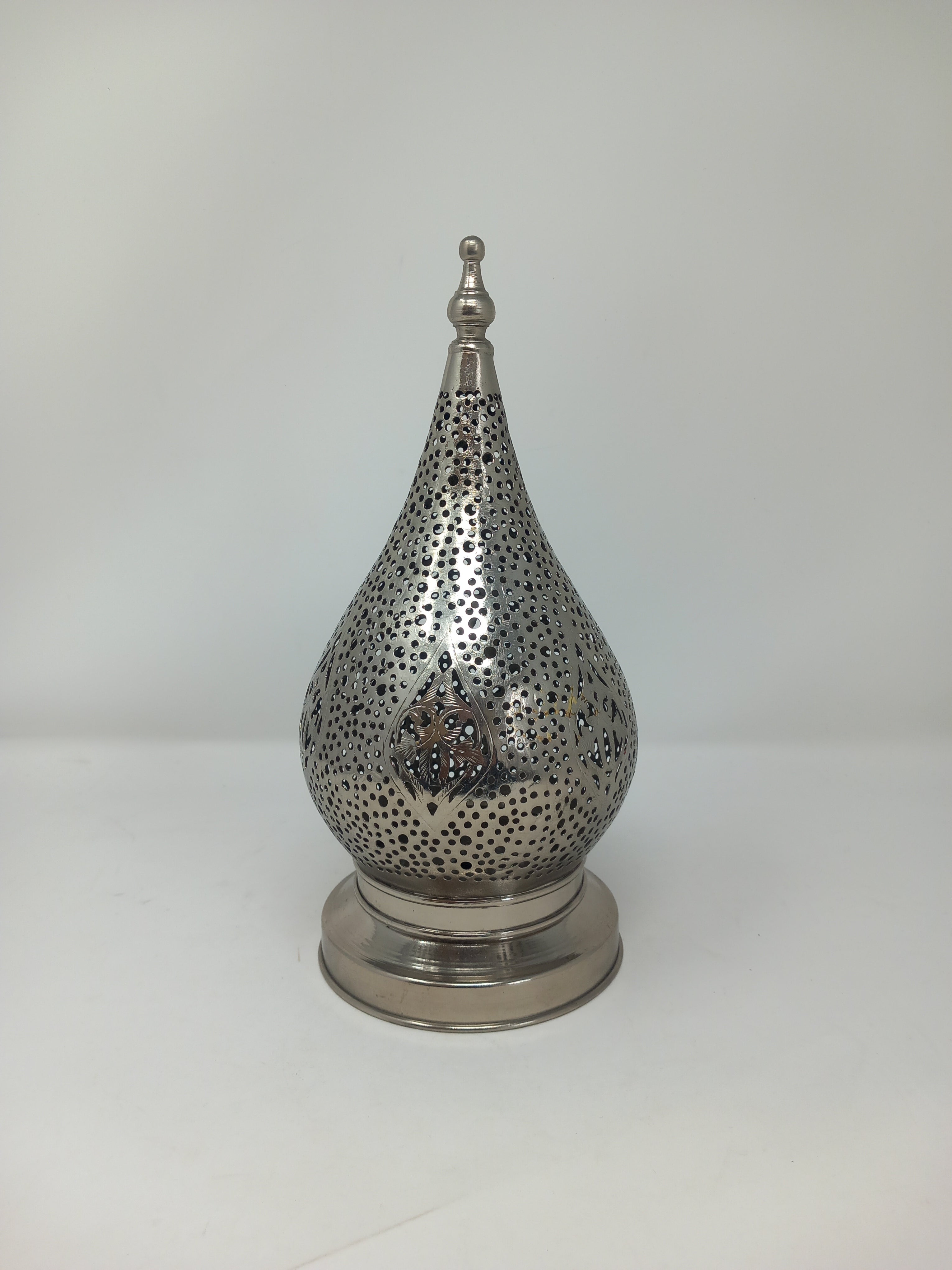 Silver Brass small tear shape patterned Filigree table lamp