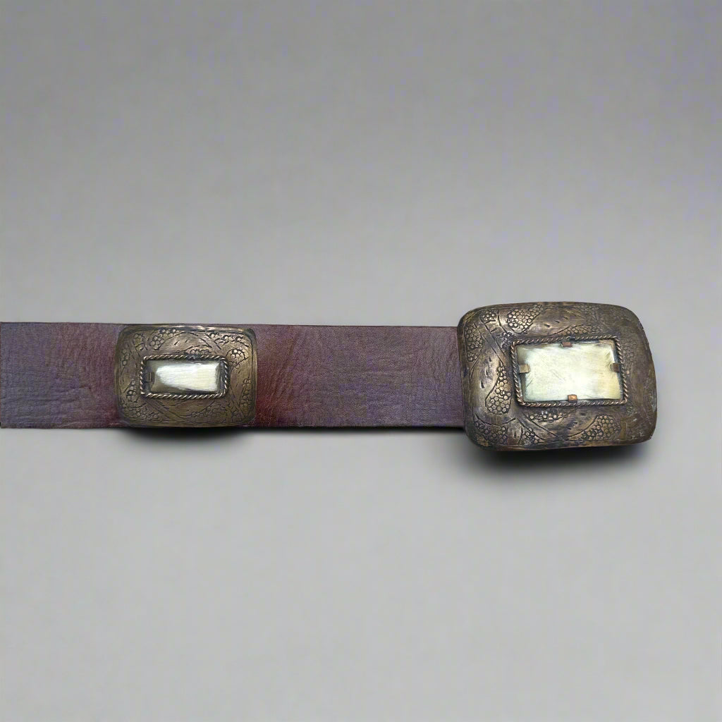 Chocolate Brown Leather Belt – Antique rectangle Brass Buckle & Horn Detail
