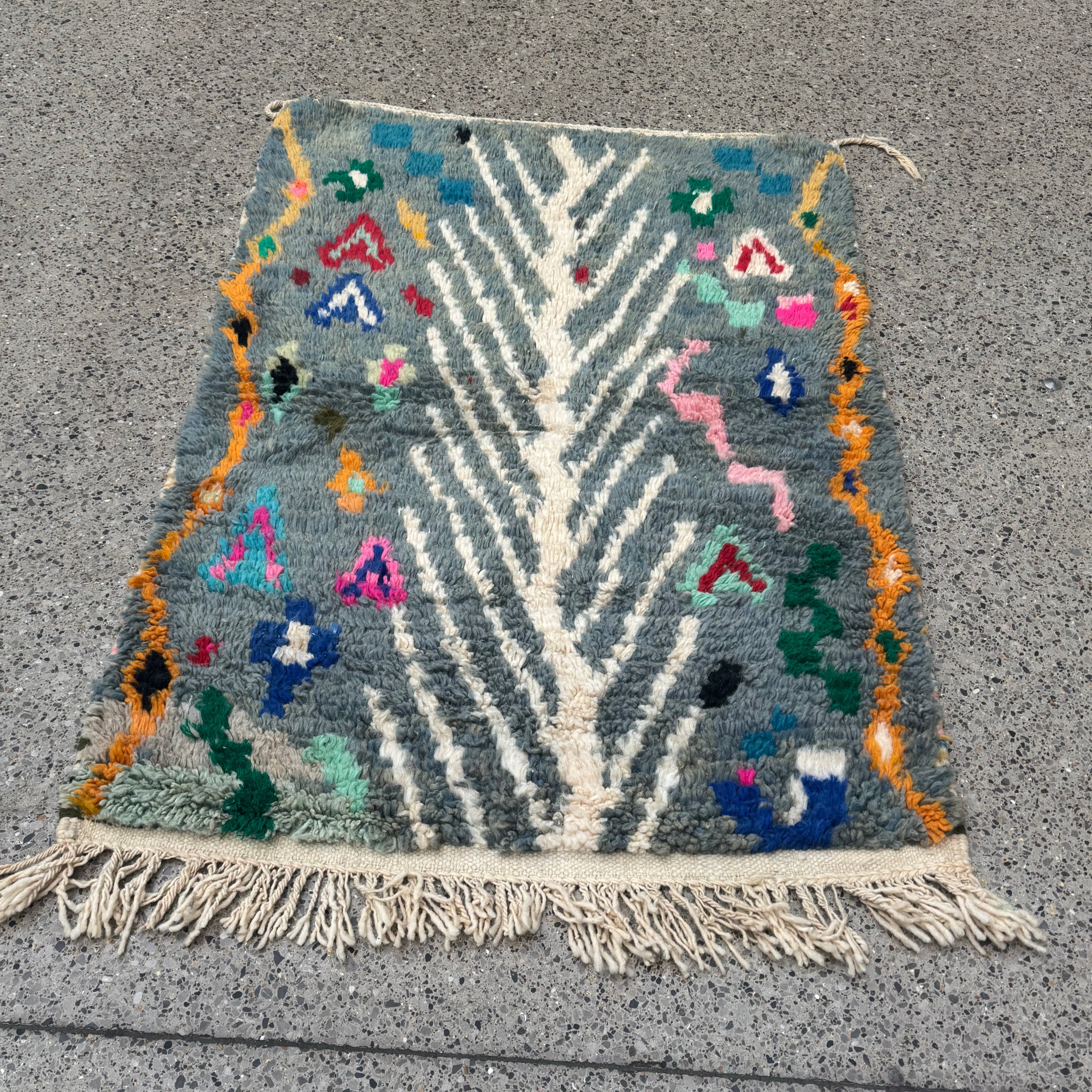 Boujaad Wool rug "Central diamond motif" 146 x 98 cm