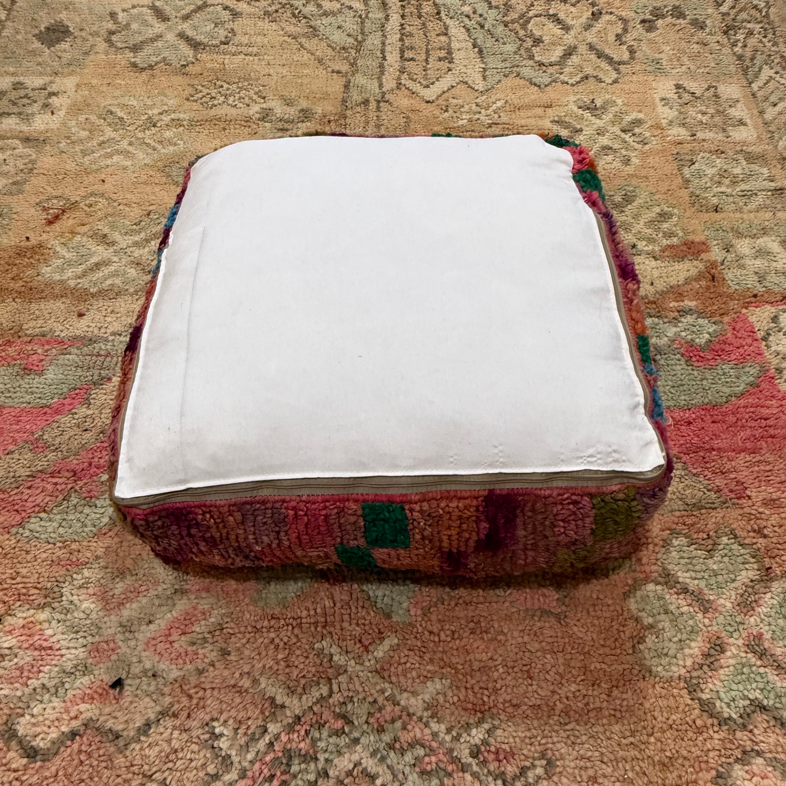 Vintage Boujad Pouffe – Red & Pink Medallion with Multicolour Check Base (60 × 60 × 20 cm)