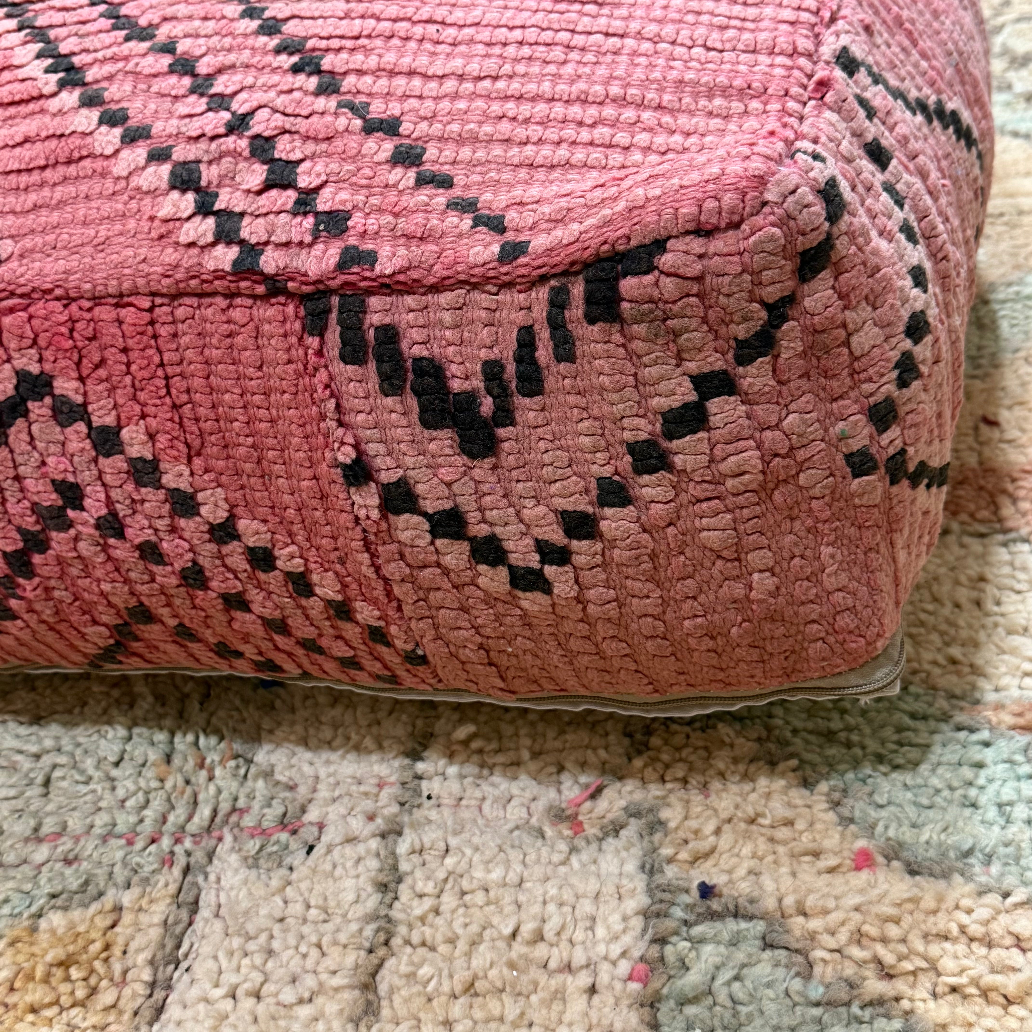 Vintage Boujad Pouffe – Soft Rose Pink with Bold Black Geometric Pattern (60 × 60 × 20 cm)