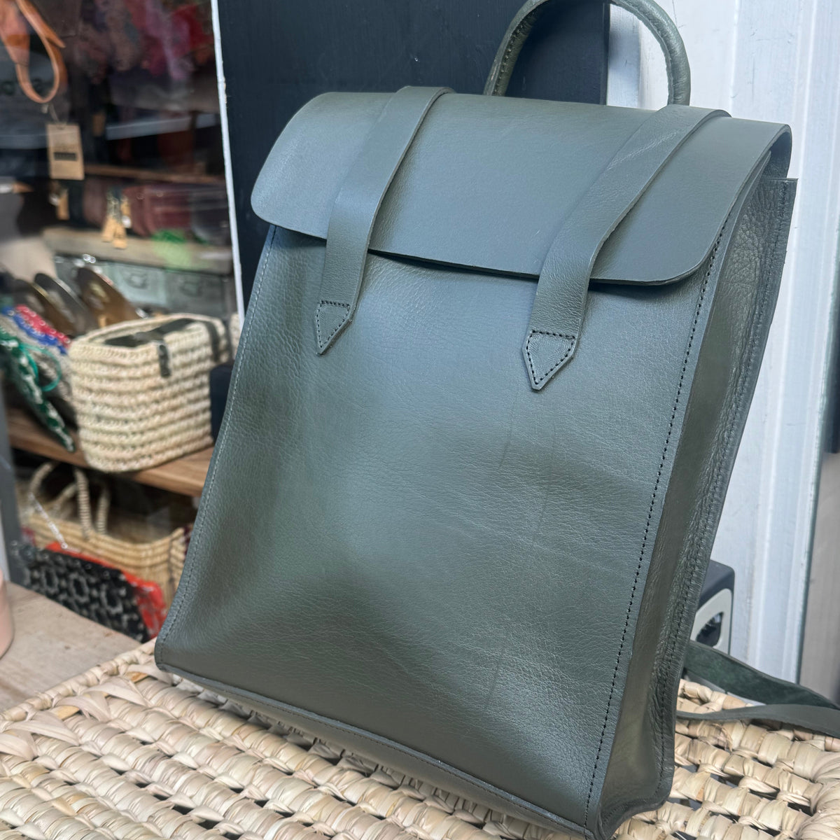 Bowie Handmade Leather Backpack – Full-Grain Cowhide