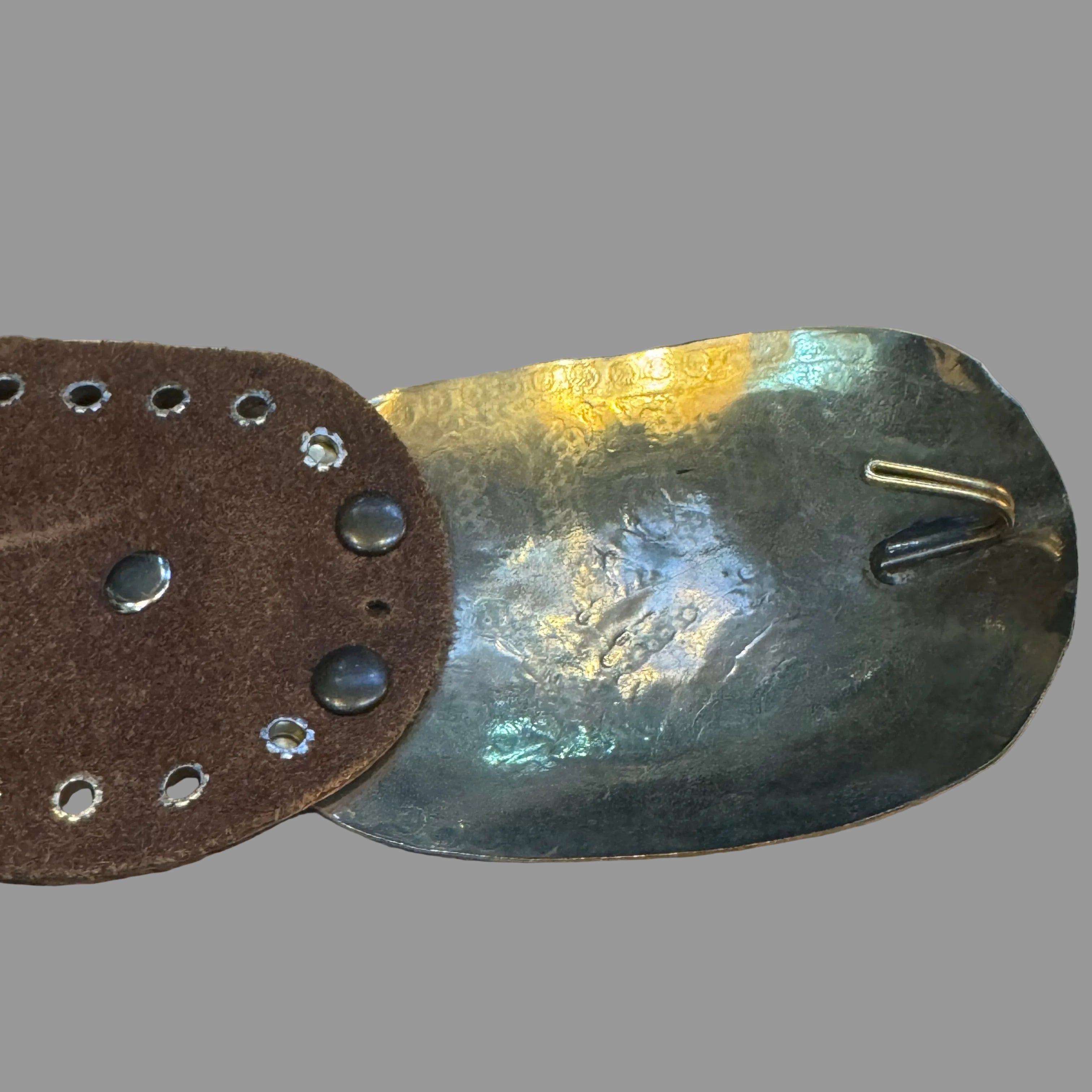 Artisan Oval Disc Leather Belt in Dark Brown