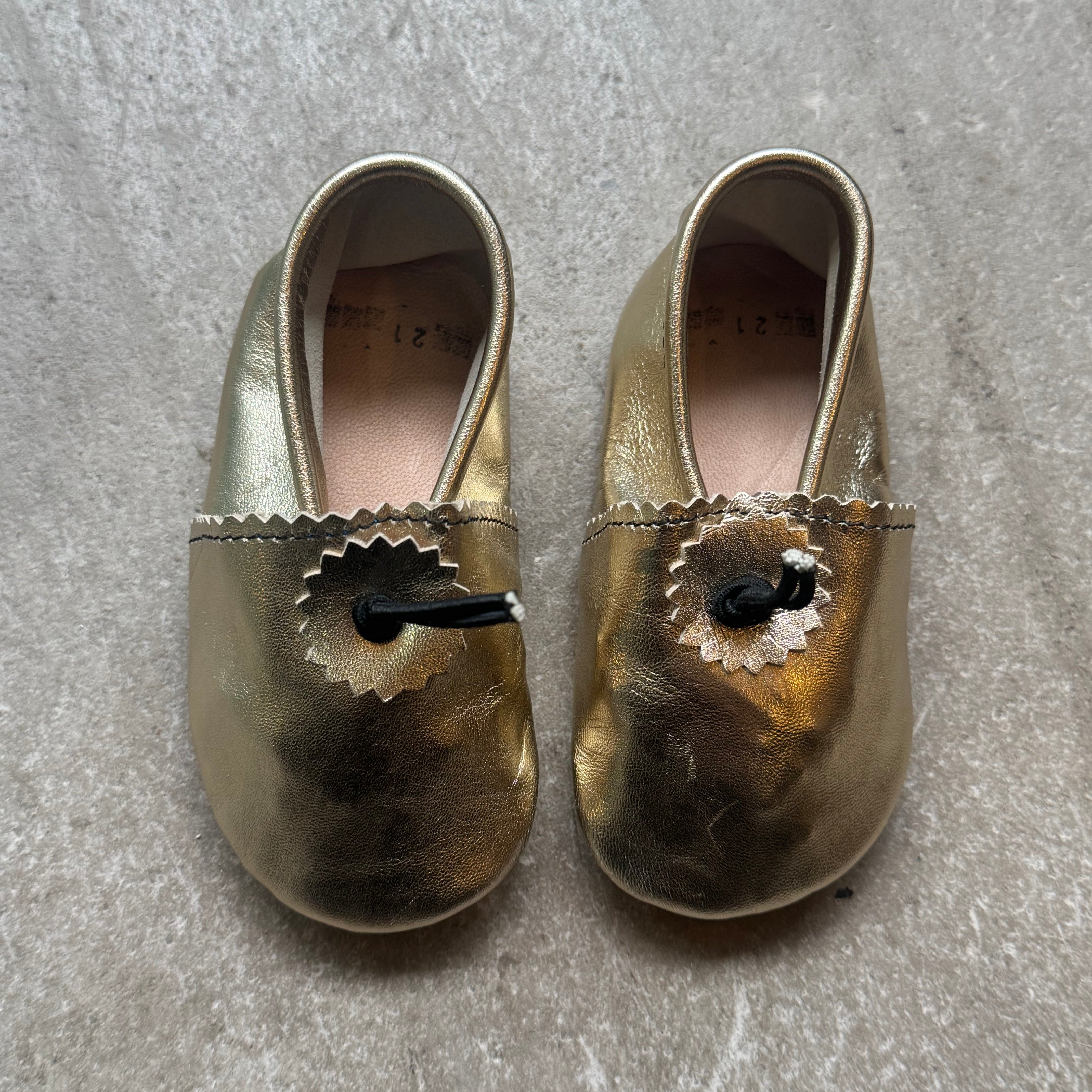 Handmade Moroccan Suede Baby Booties – Soft Sole | 7 Sizes & 4 Colours