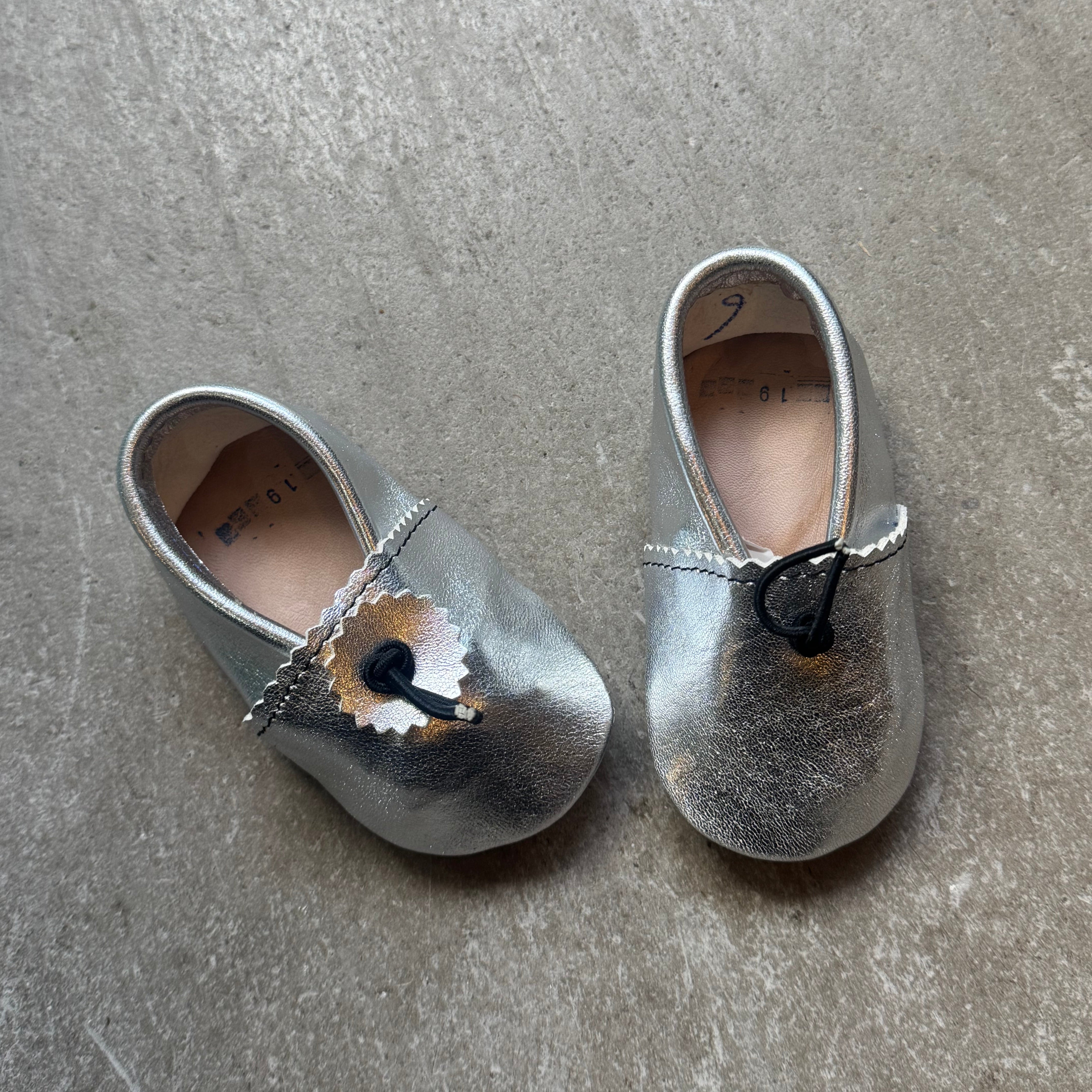 Handmade Moroccan Suede Baby Booties – Soft Sole | 7 Sizes & 4 Colours