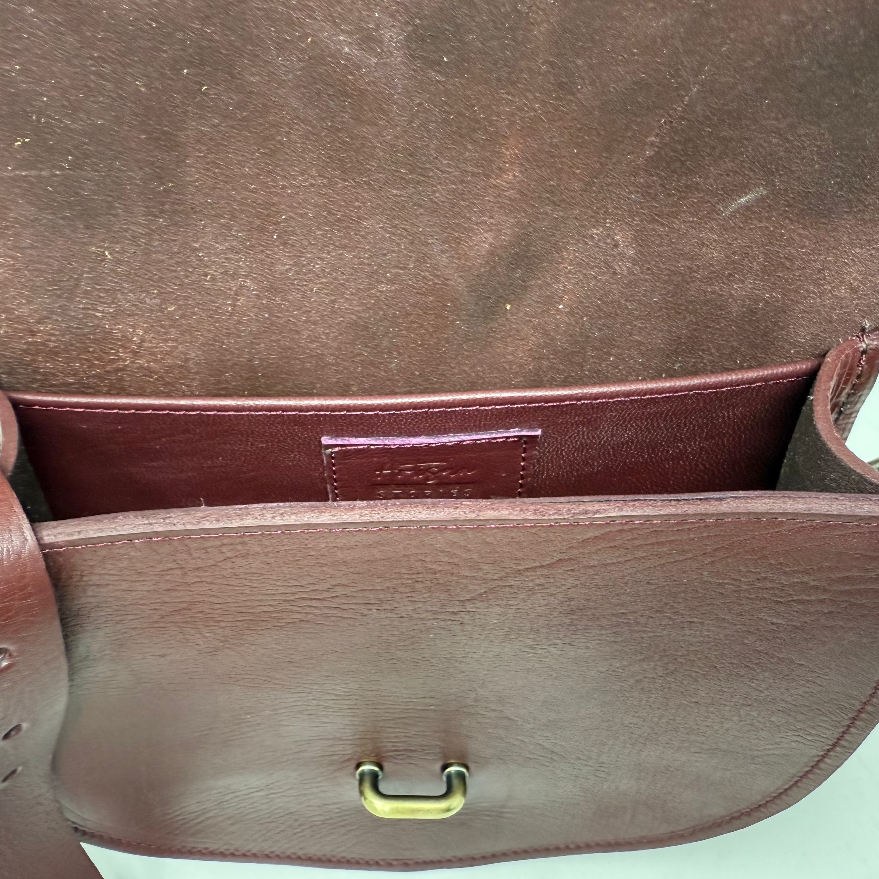Sam Loop Closure Leather Saddle Bag - burgundy