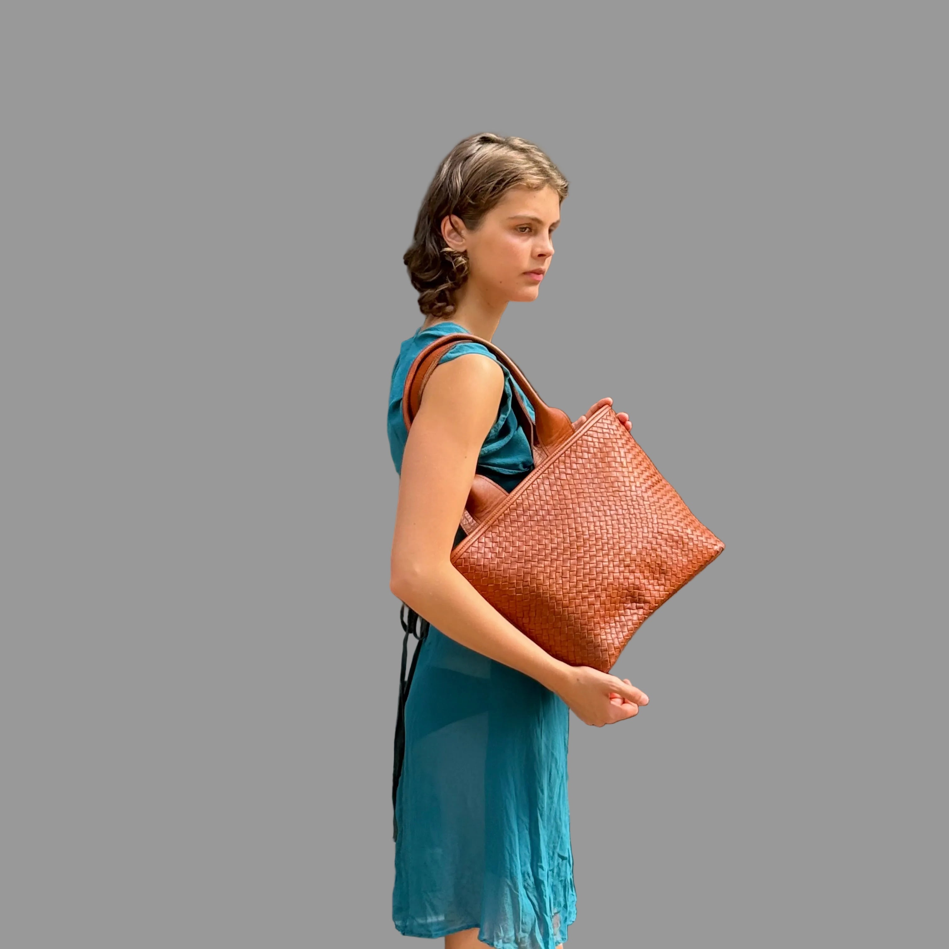 Sac fourre-tout en cuir tressé marron clair