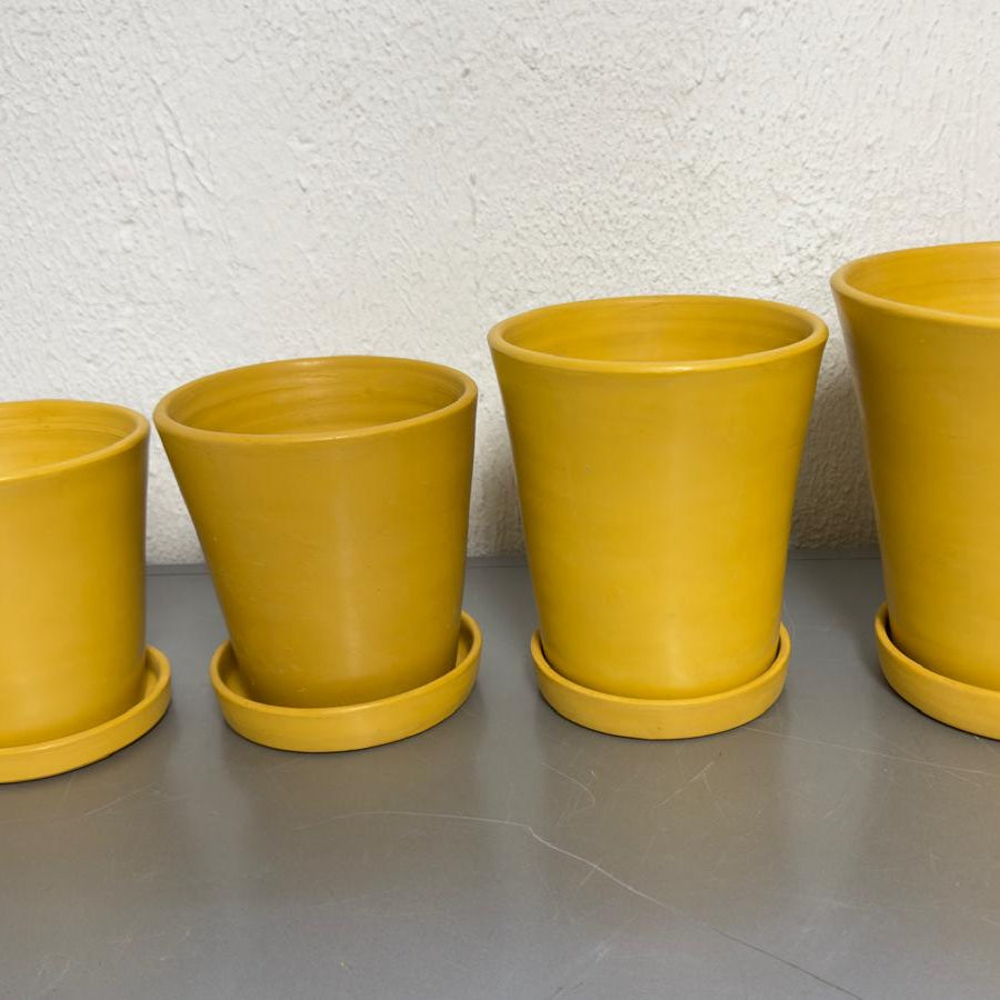 Moroccan Tadelakt Plant Pot with Saucer – Handcrafted Artisan Planter