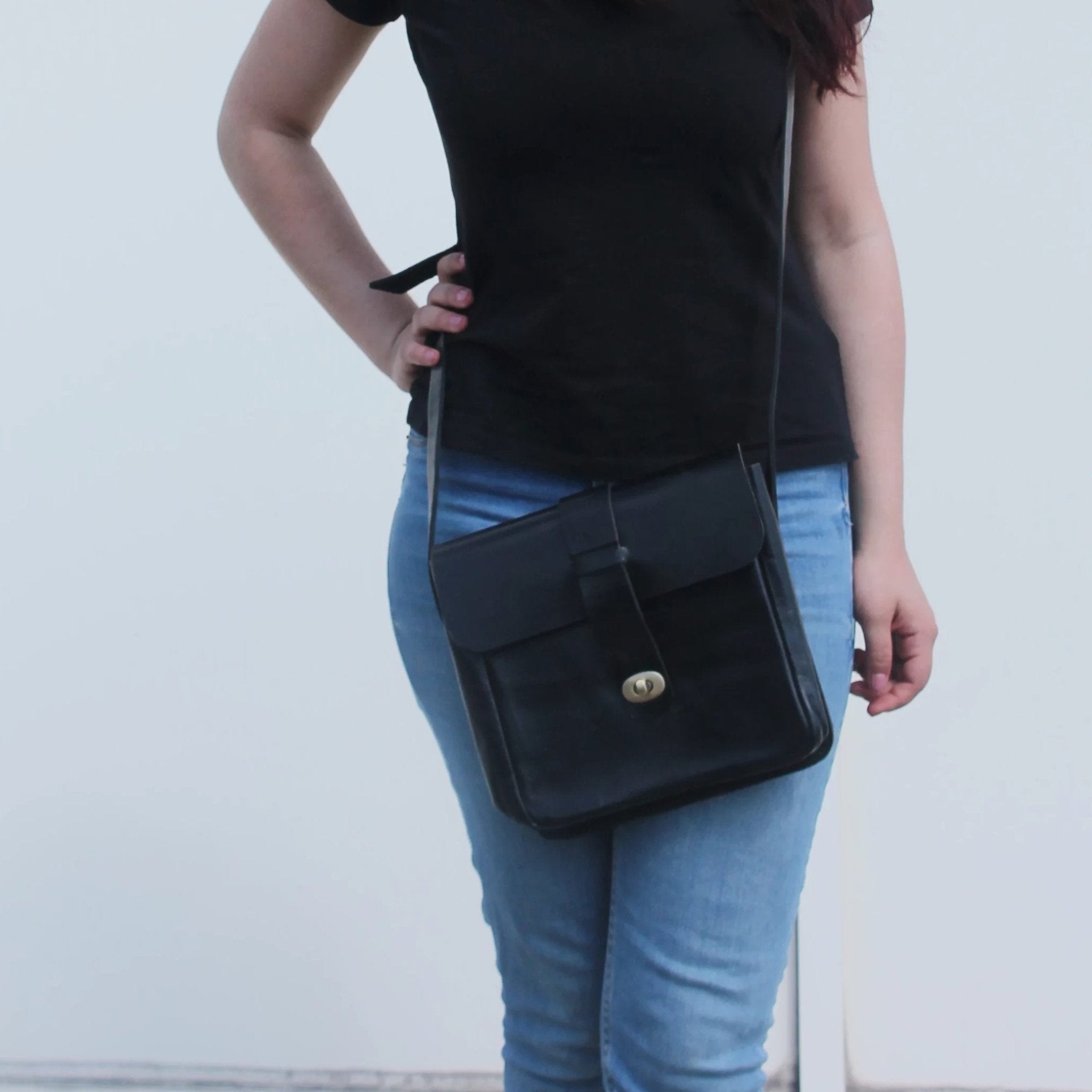 Black Leather Kepton Crossbody bag - Artisan Stories