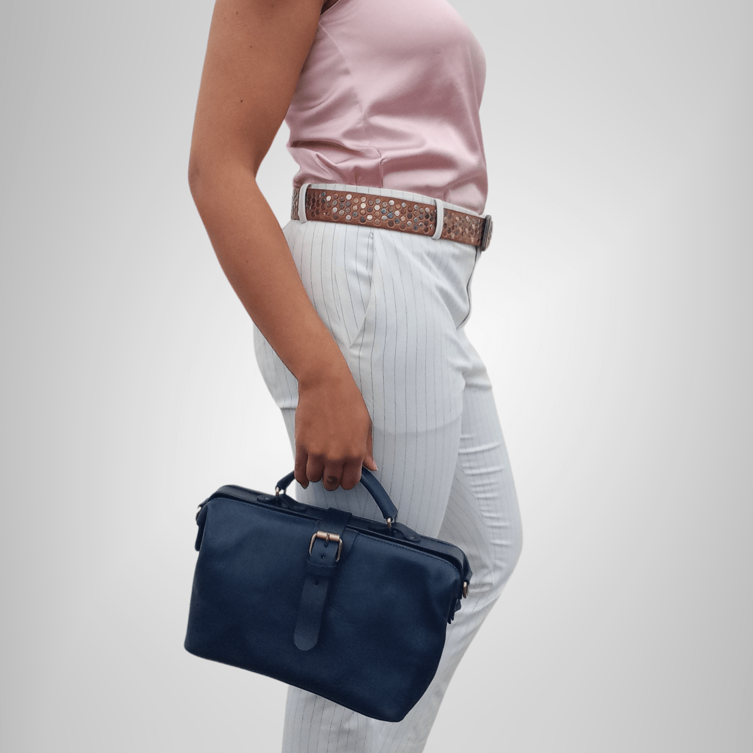 Blue Leather Doctor handbag - Artisan Stories