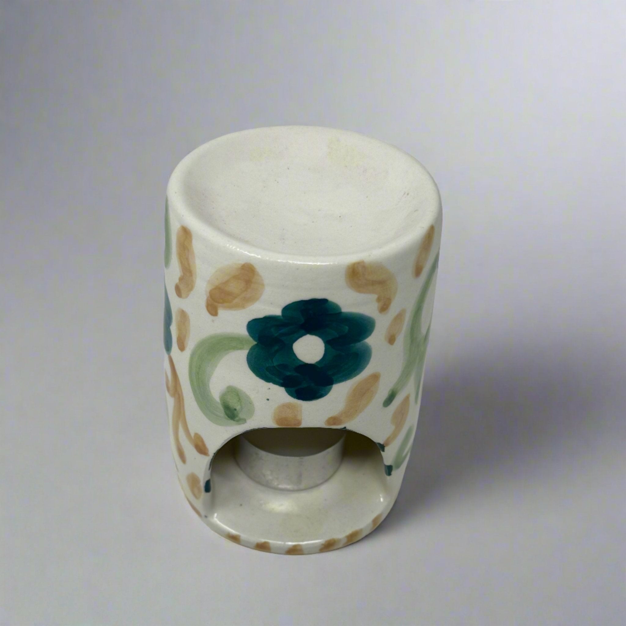 Ceramic Daisy brown oil burner - Artisan Stories