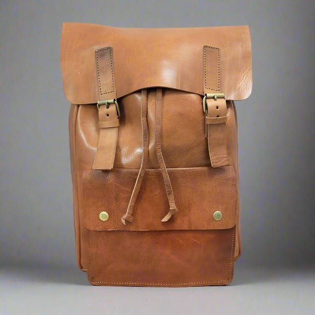 Charlie leather Backpack light brown - Artisan Stories