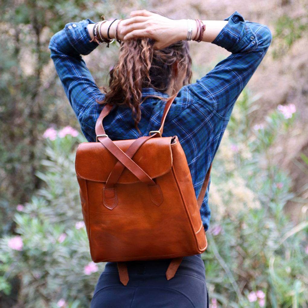 Light Brown Cleo 2-in-1 Leather Backpack/Tote - Artisan Stories 