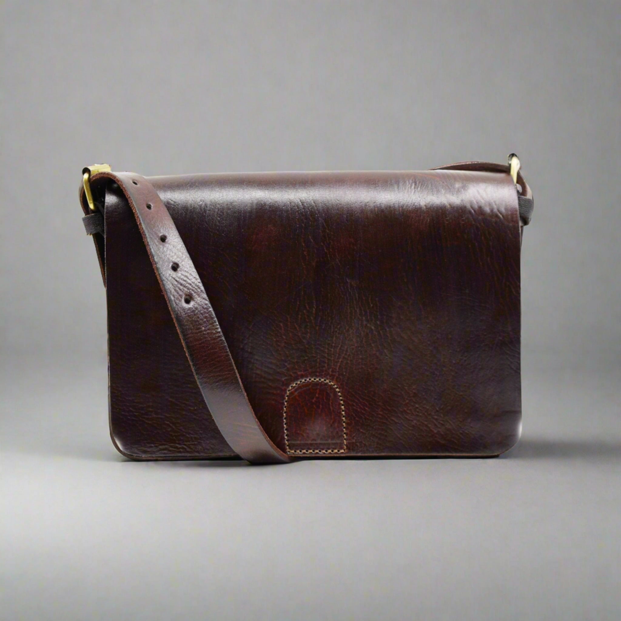 Dark brown Heidi Revisited leather bag - Artisan Stories