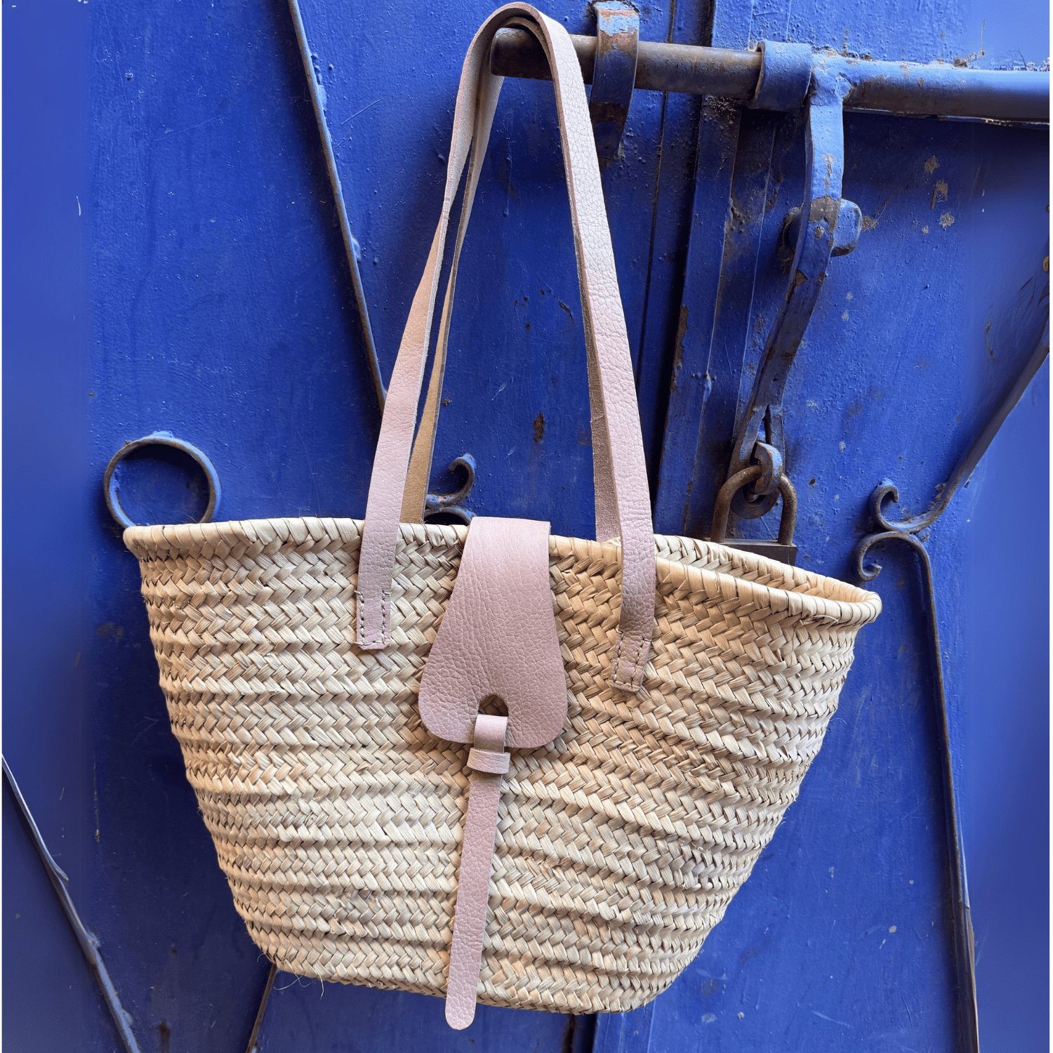 French shopper Basket leather loop closing - Artisan Stories