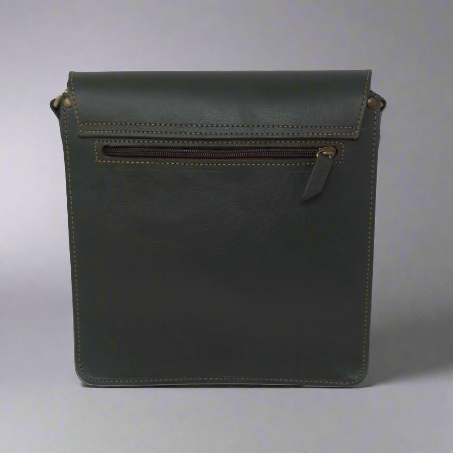 Green leather Midi Messenger Bag - Artisan Stories