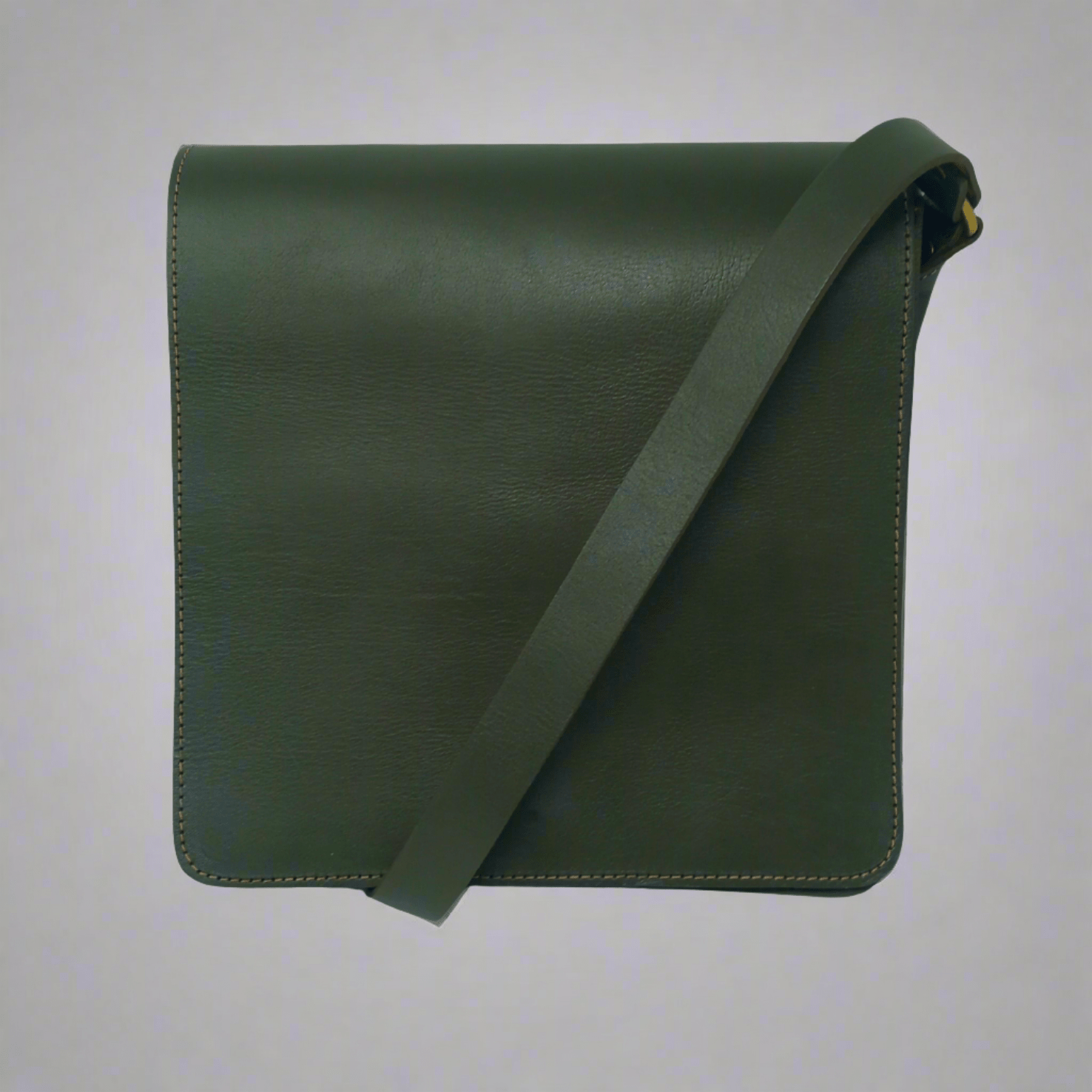 Green leather Midi Messenger Bag - Artisan Stories