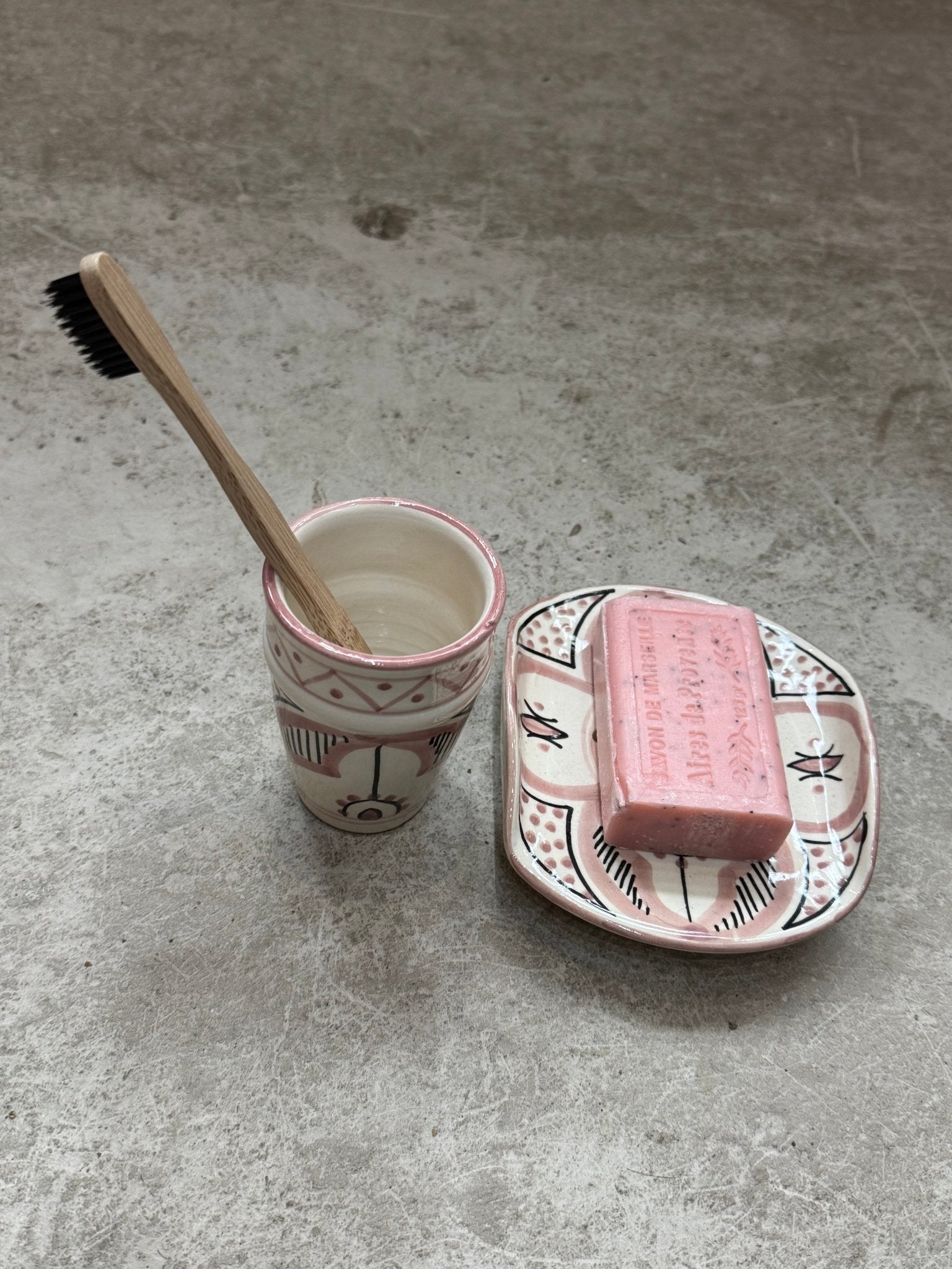 Handpainted Ceramic Soap Dish - Pink & Black - Artisan Stories