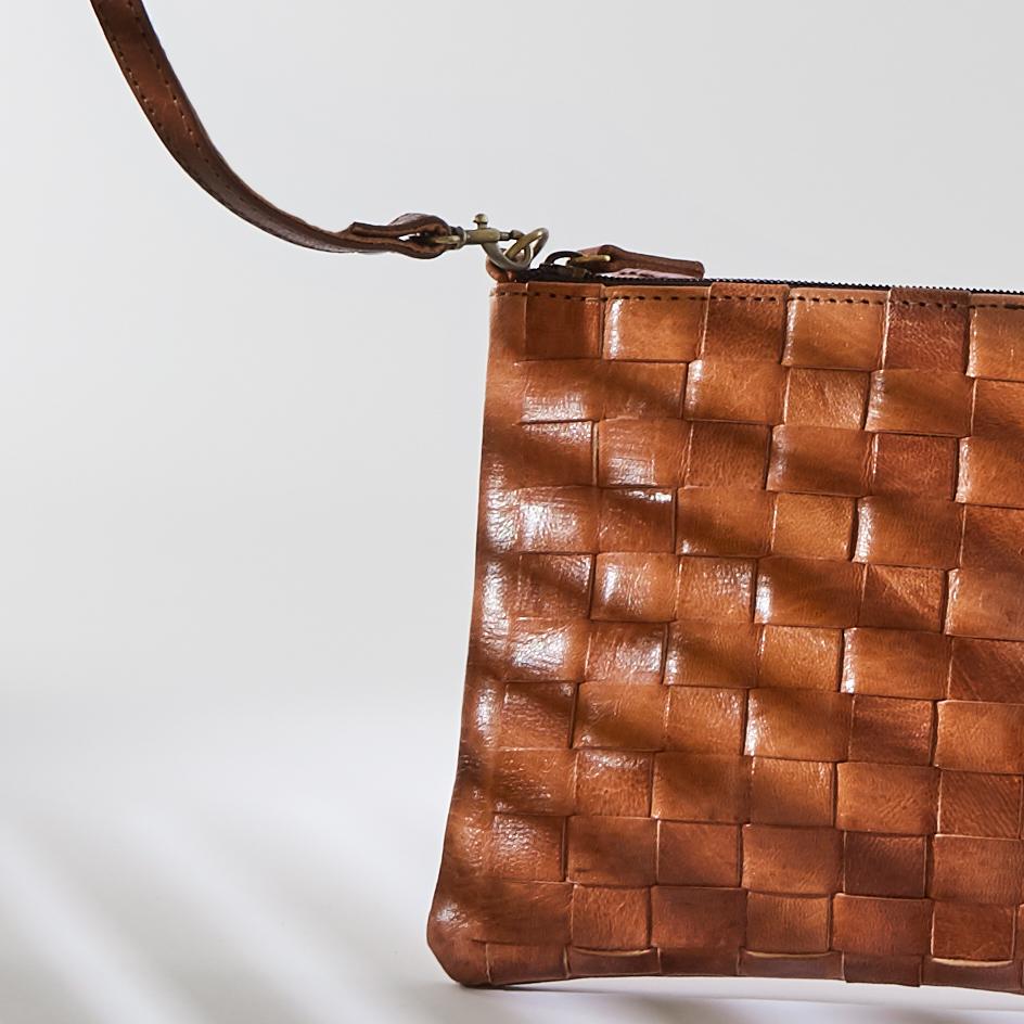 Light brown Alex handwoven Leather Clutch/ crossbody Bag - Artisan Stories