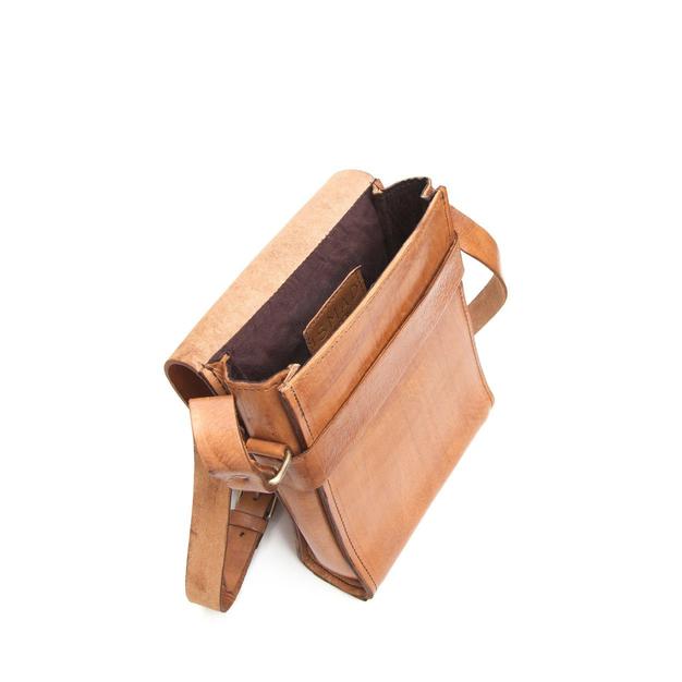 Light Brown Leather City Bag - Artisan Stories