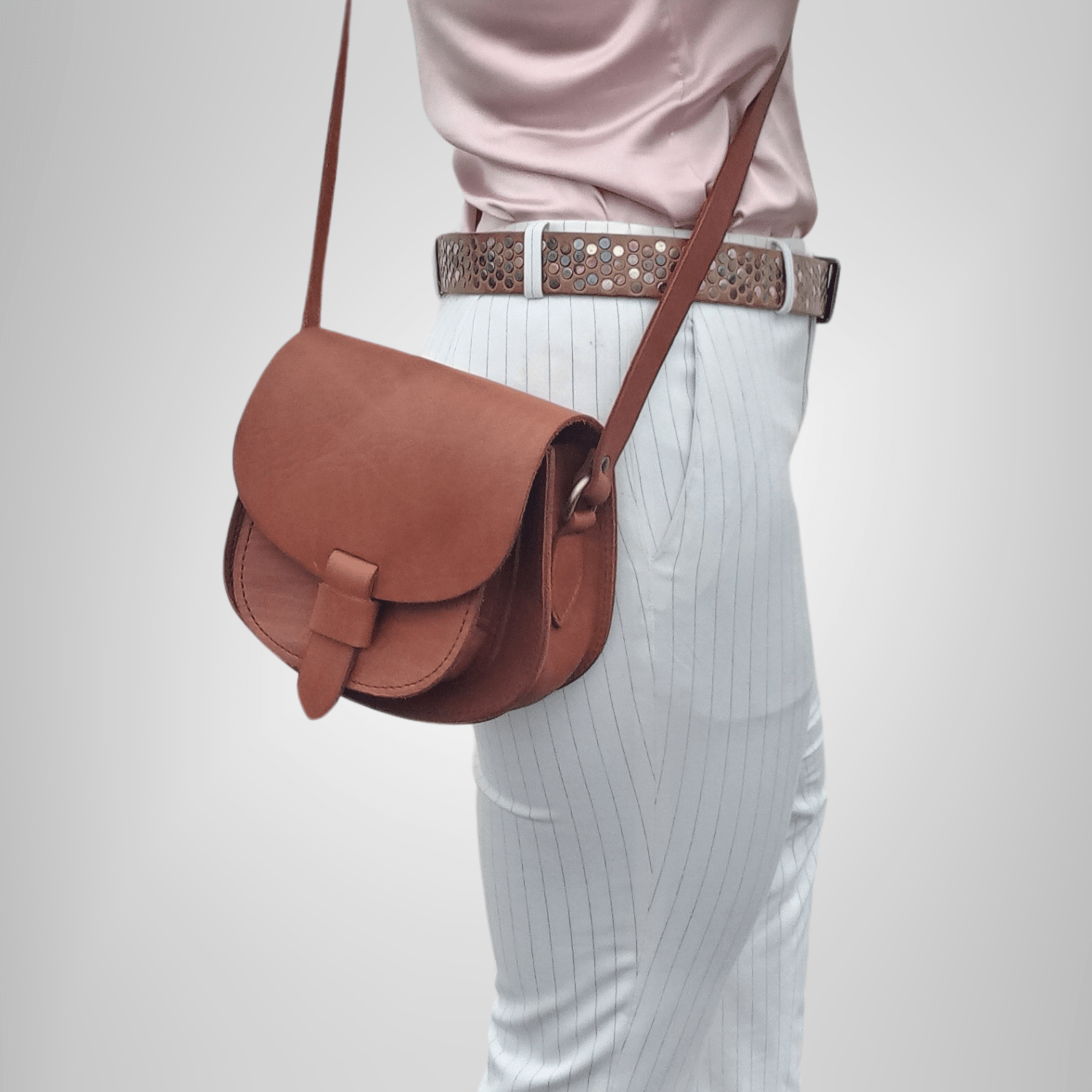 Maya Light Brown Leather Saddle Bag - Artisan Stories