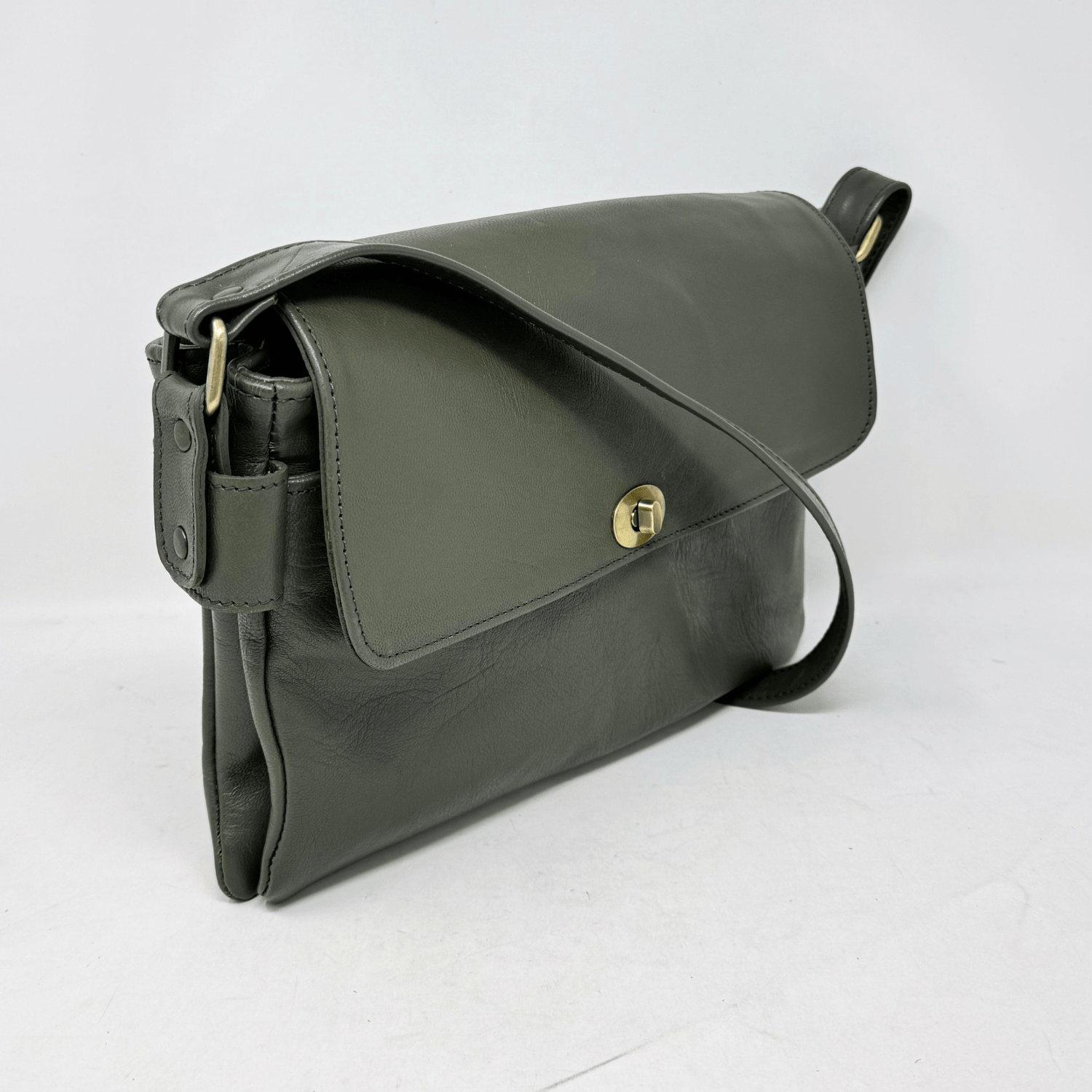 Multi - Compartment Women's Leather Handbag - Green - Artisan Stories