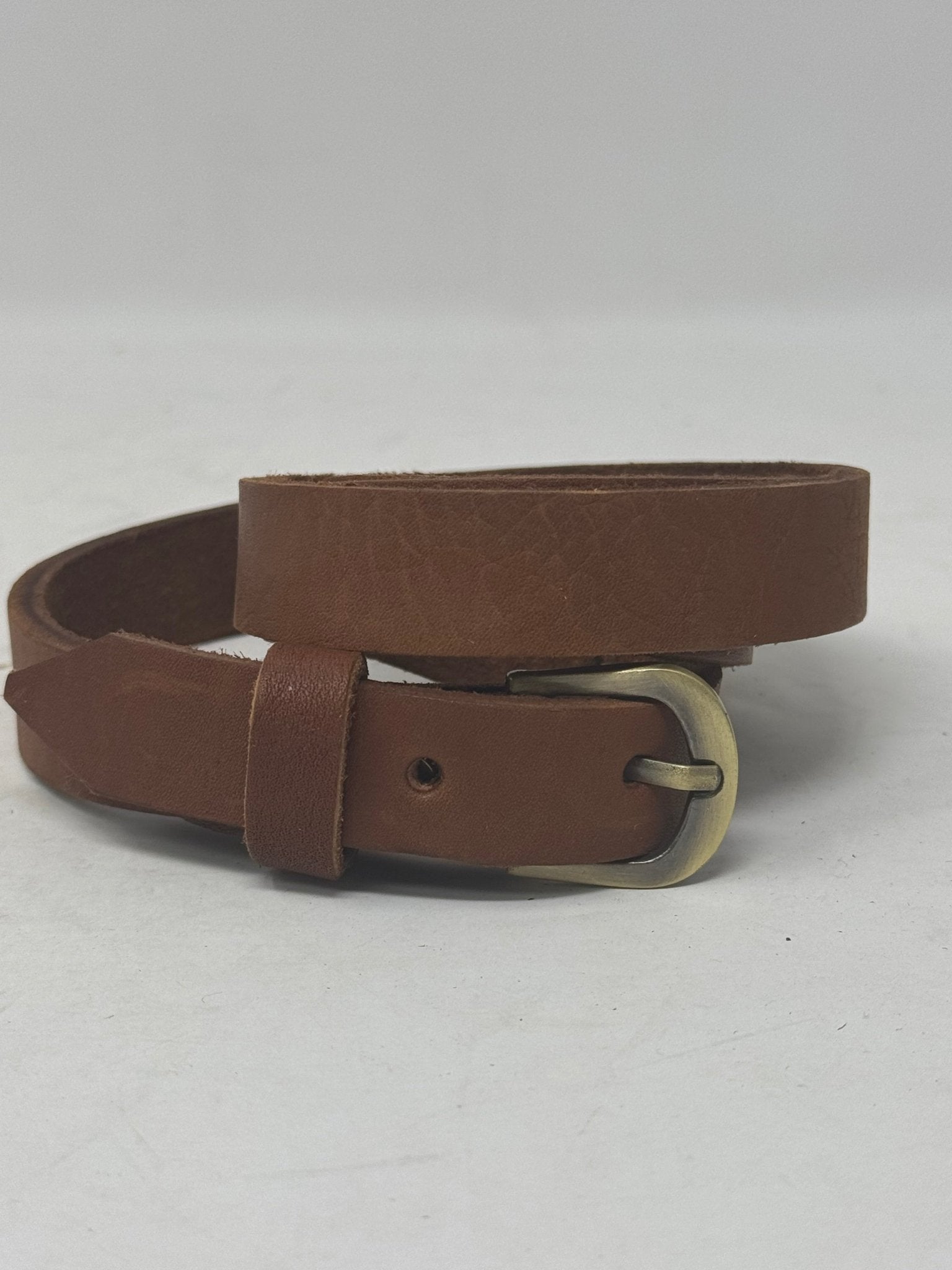 New Skinny leather belt - Artisan Stories