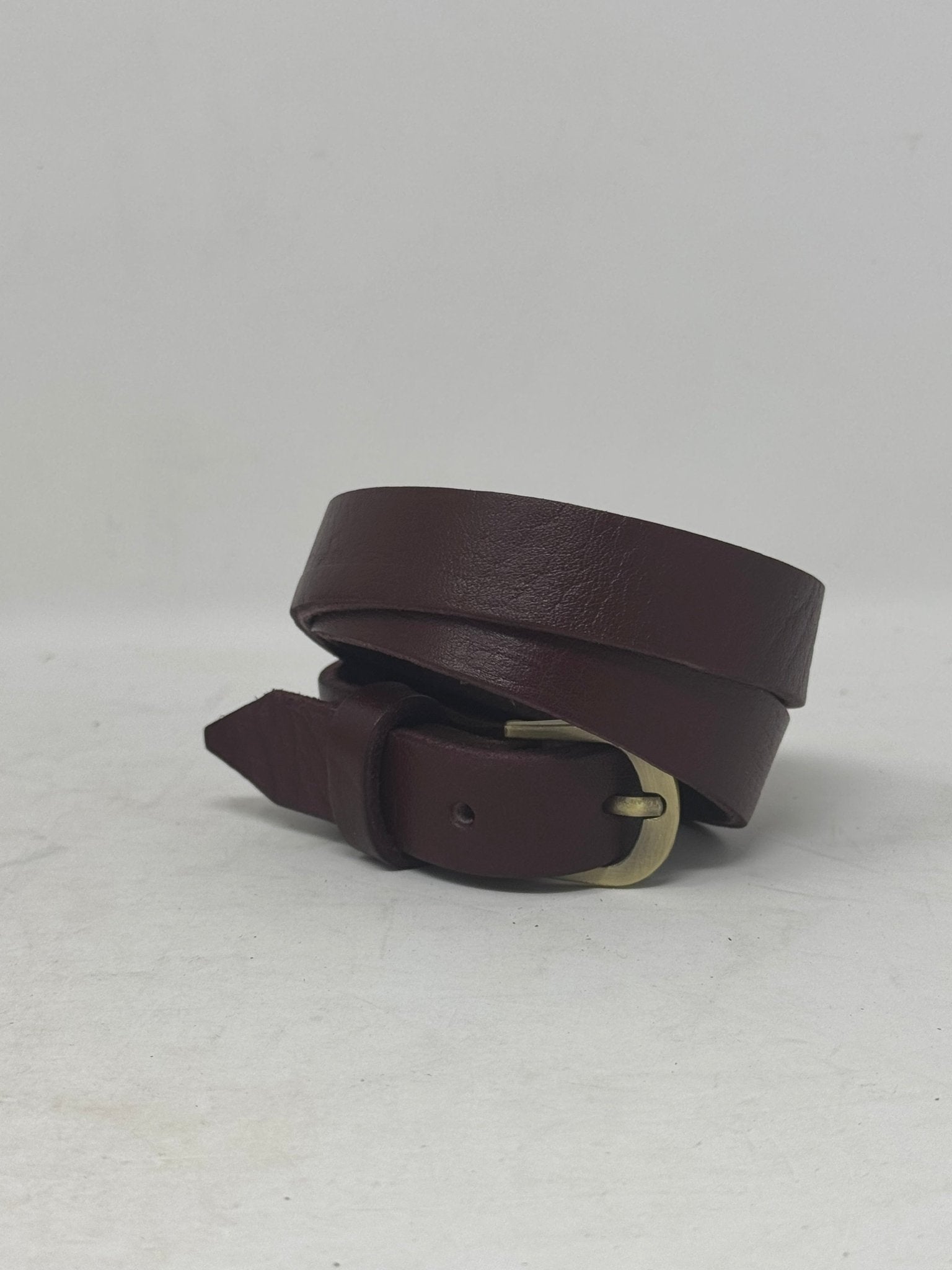 New Skinny leather belt - Artisan Stories